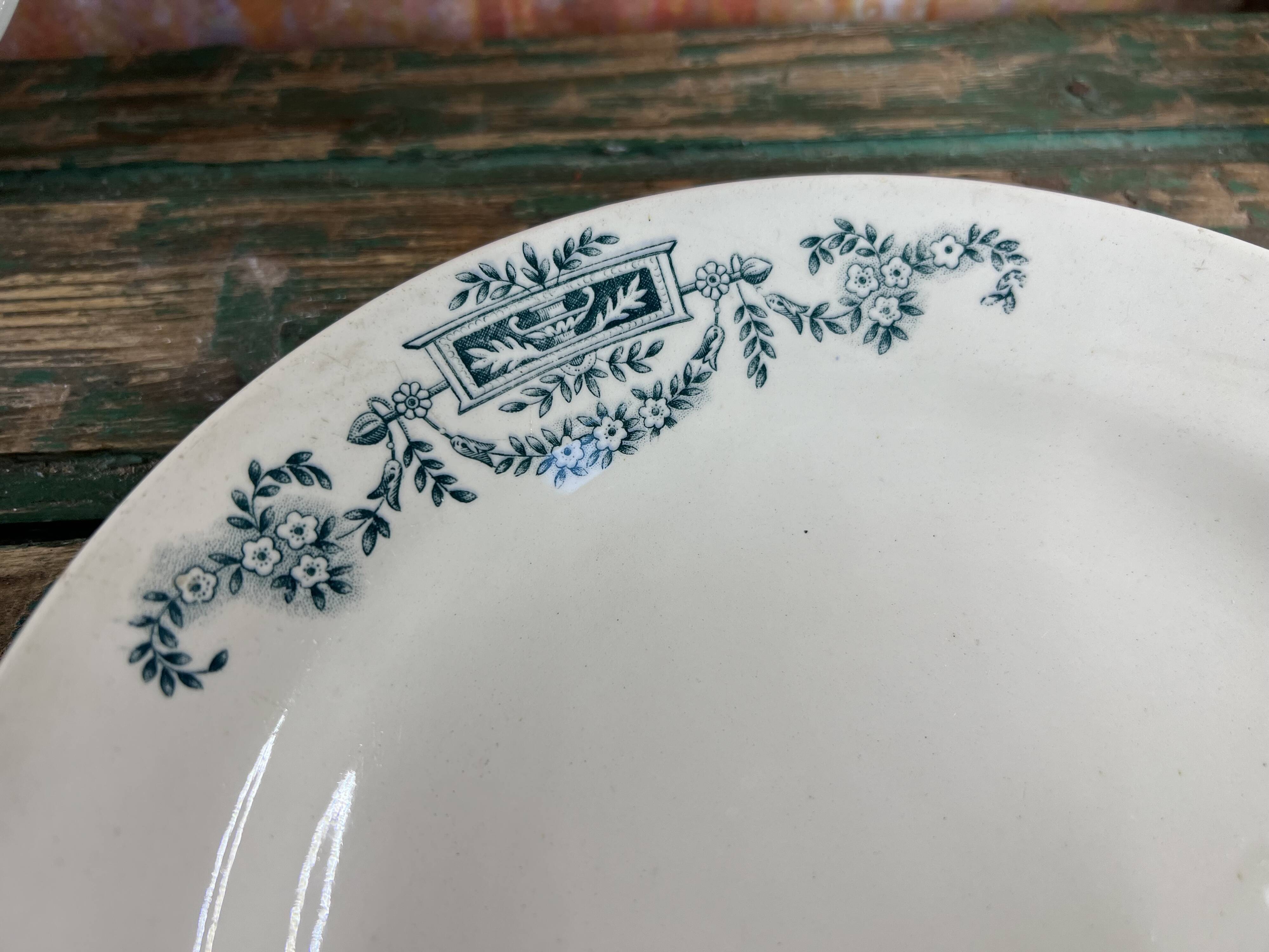 4 Longchamps iron earth soup plates