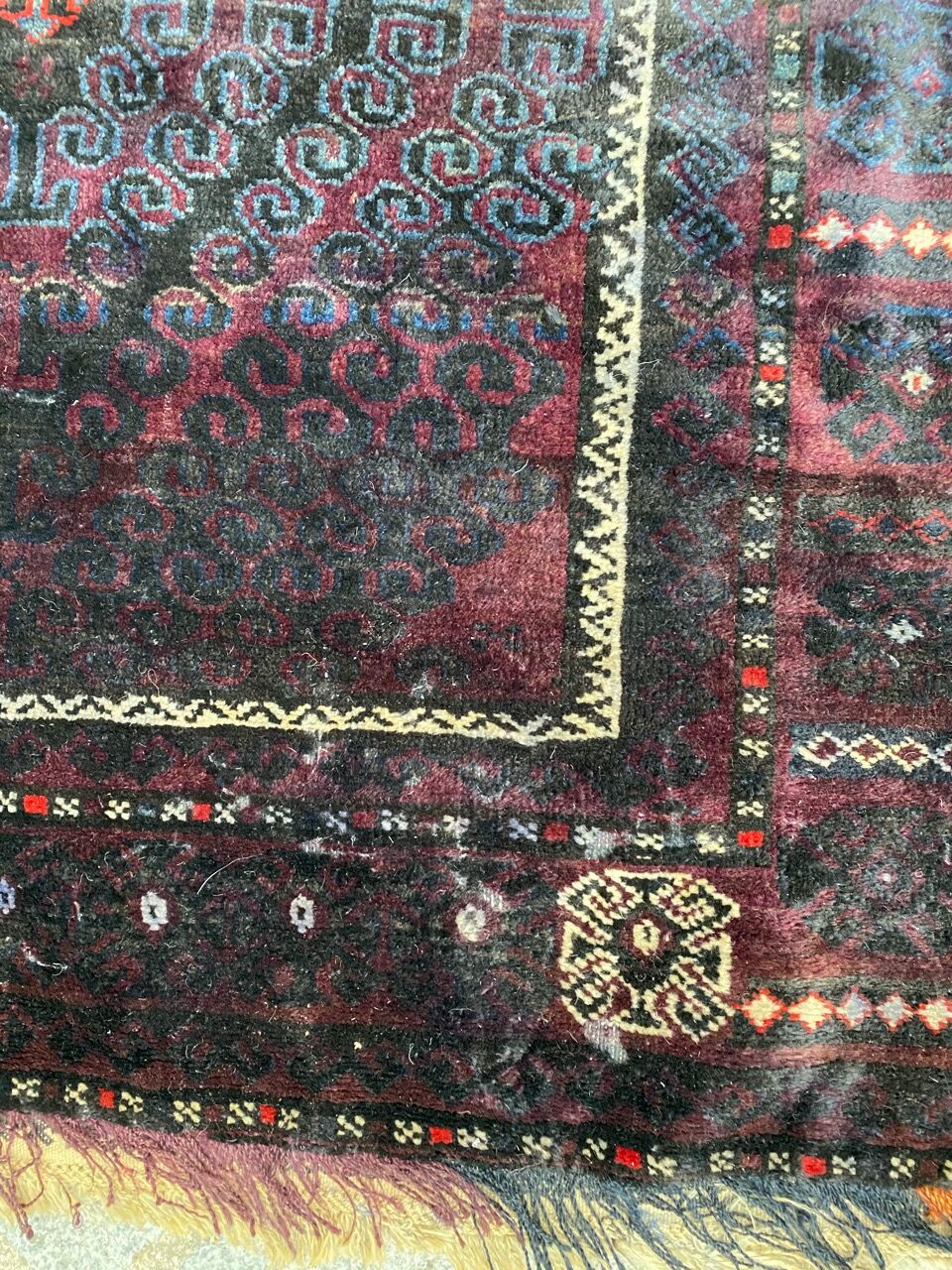 Handmade handmade Afghan Belutch vintage carpet 122x206 cm