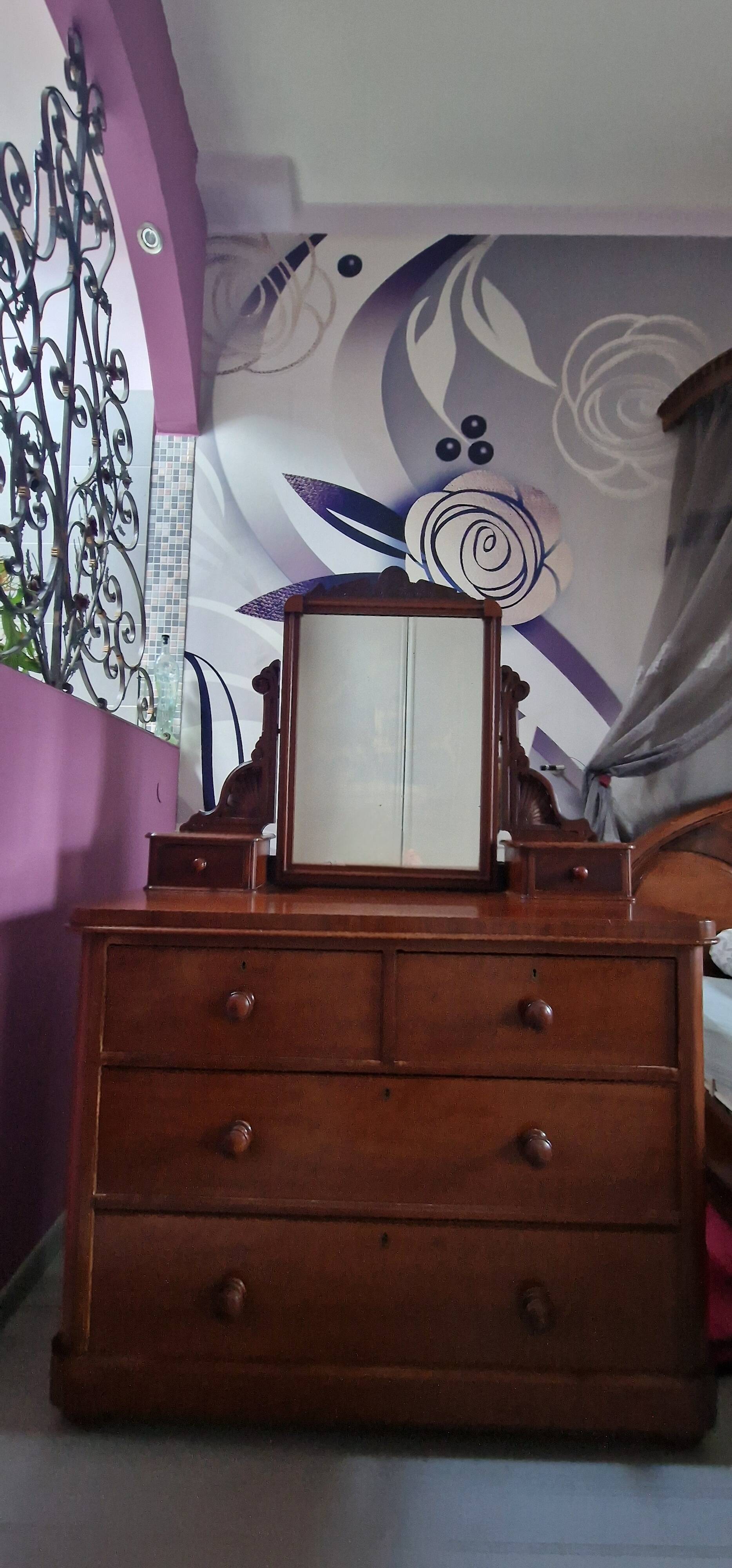 Commode anglaise avec miroir, XIXème s.