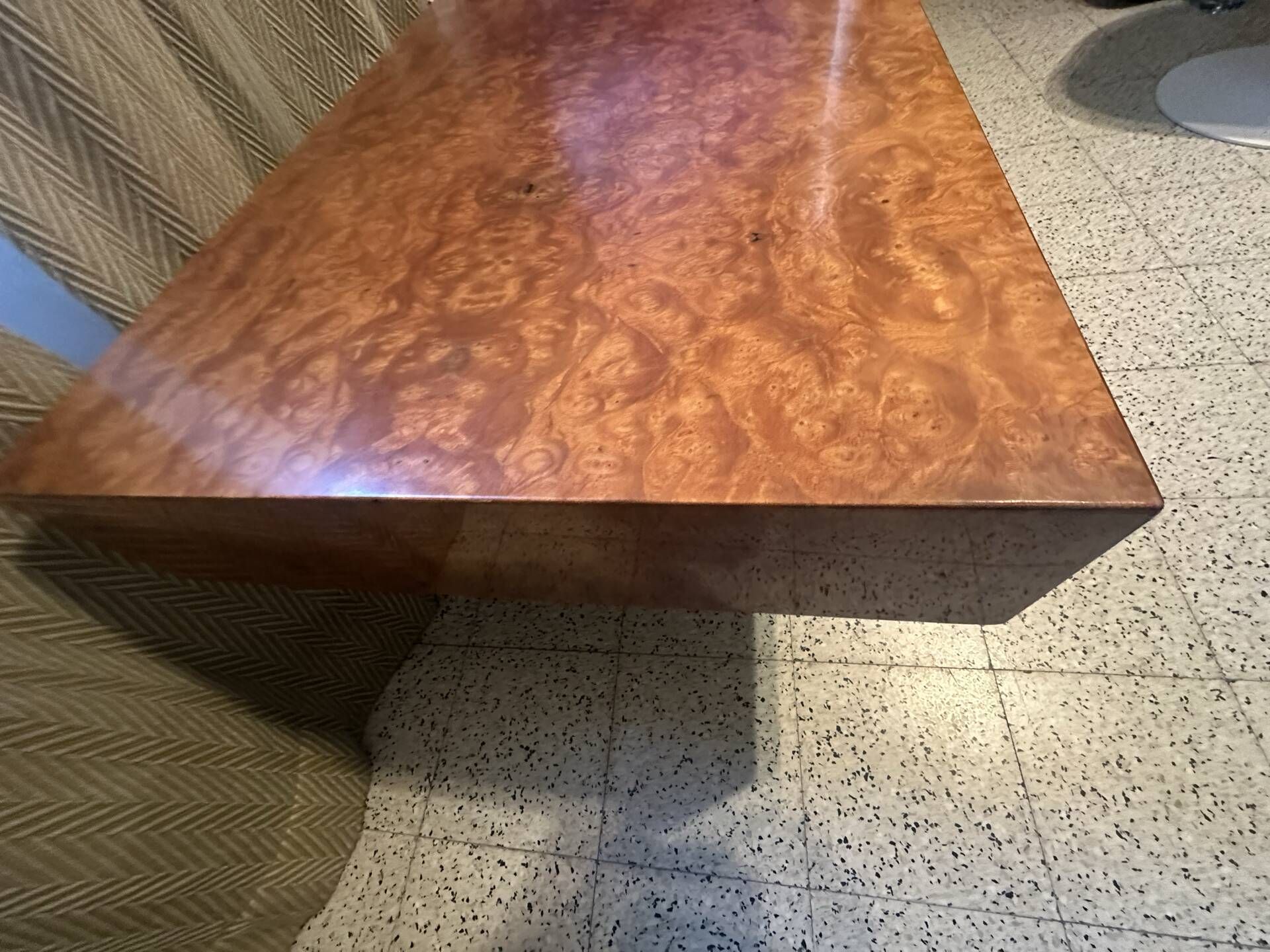 Rectangular coffee table in elm burl