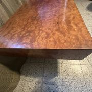 Table basse rectangulaire en loupe d'orme
