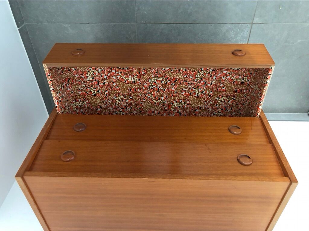 Scandinavian chest of drawers 4 drawers