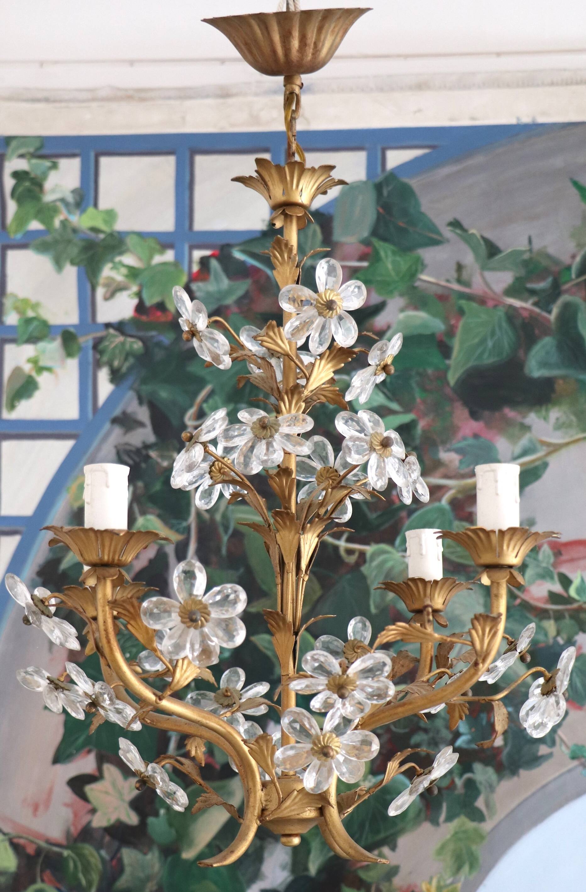 Lustre aux fleurs,  style Florentin XXème