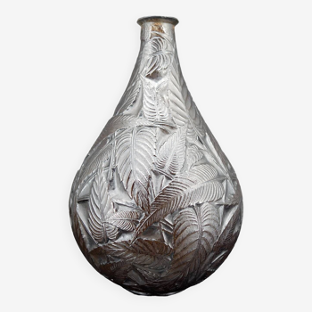 René Lalique vase, Sage model, Circa 1923