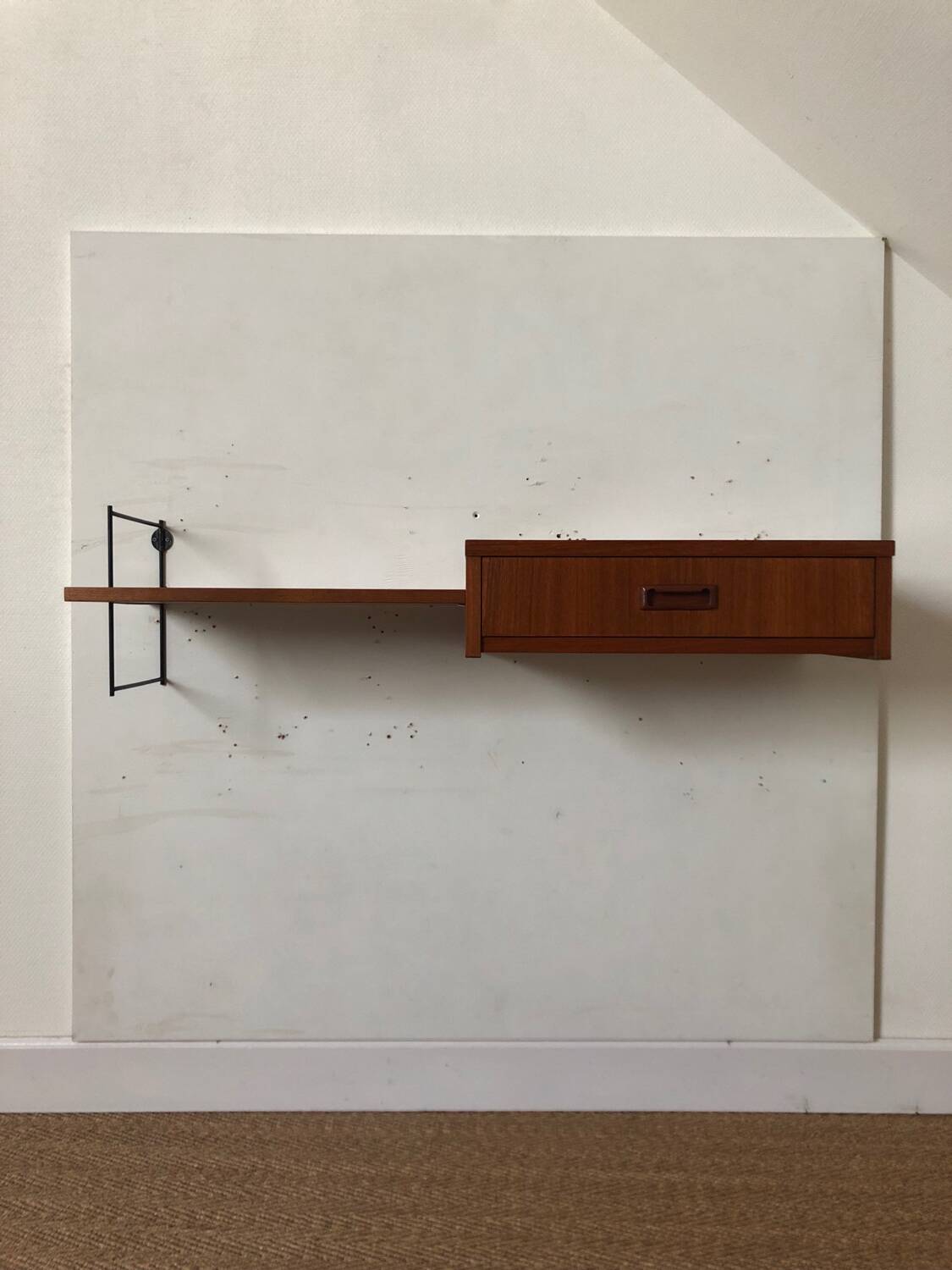 Wall console