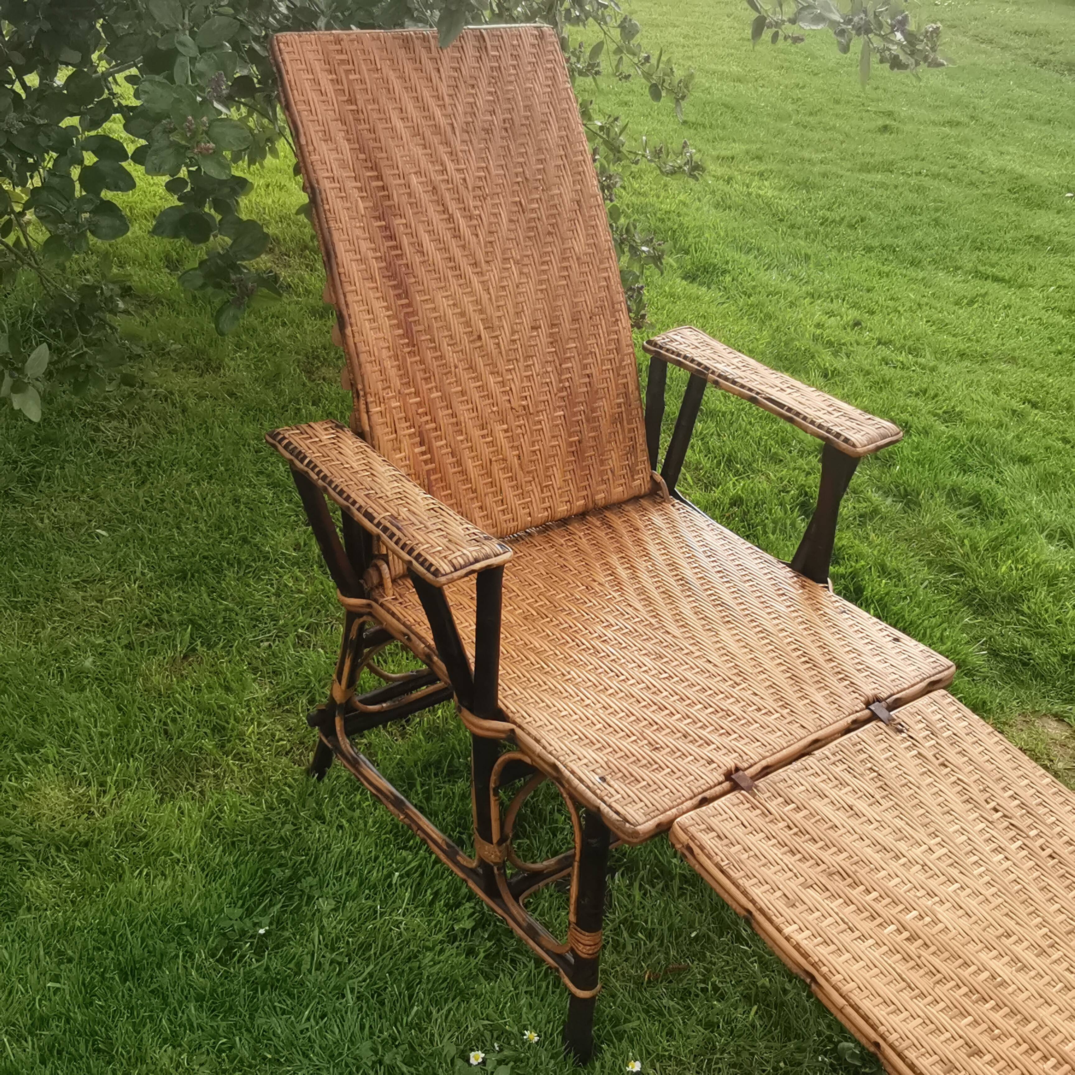 Chaise longue en rotin