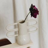 Round cream hodgepodge vase