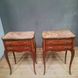 Pair of transitional bedside tables in veneered wood