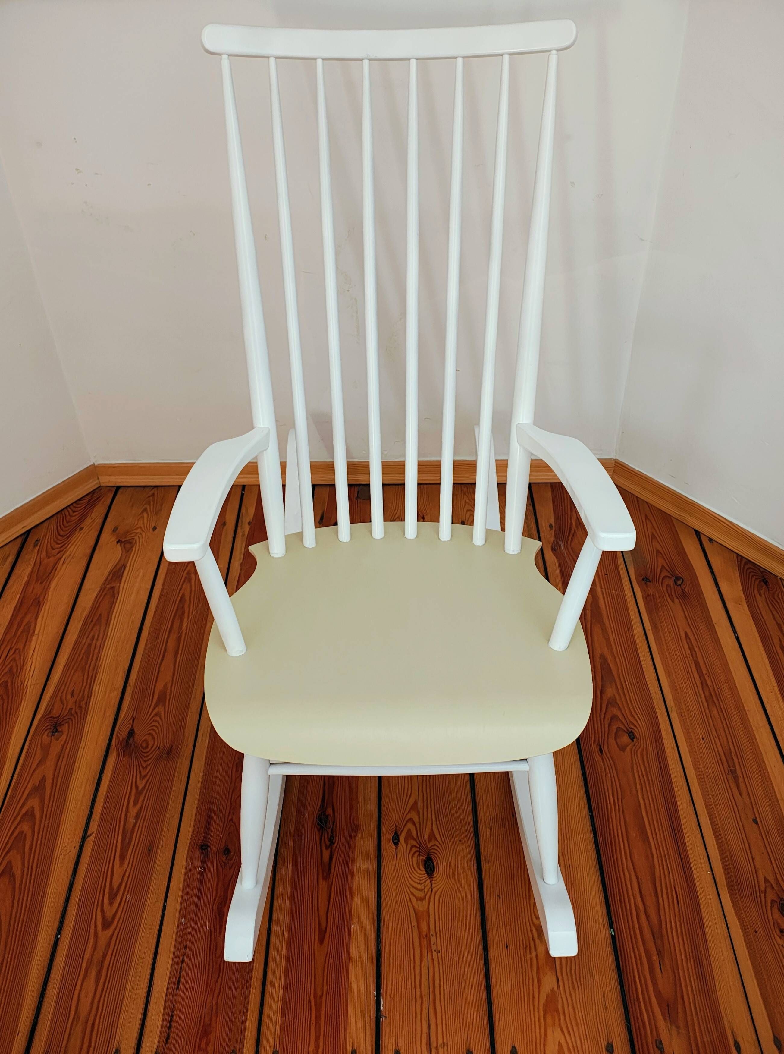 Vintage Rocking Chair from Varjosen Puunjalostus dla Uusikylä1960s