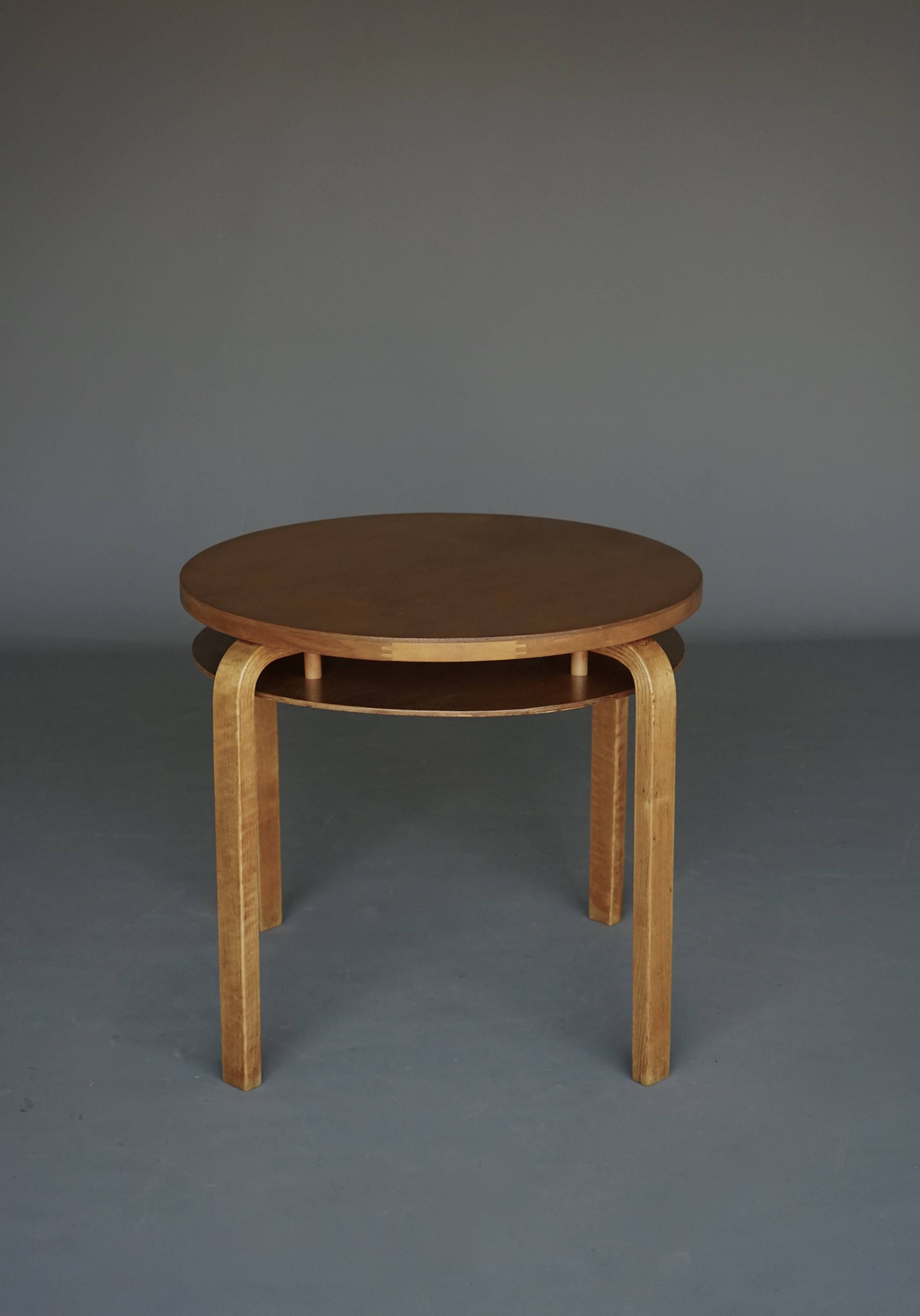 Alvar Aalto Model 70 two-tier Side Table in birch wood. Finland 1940s