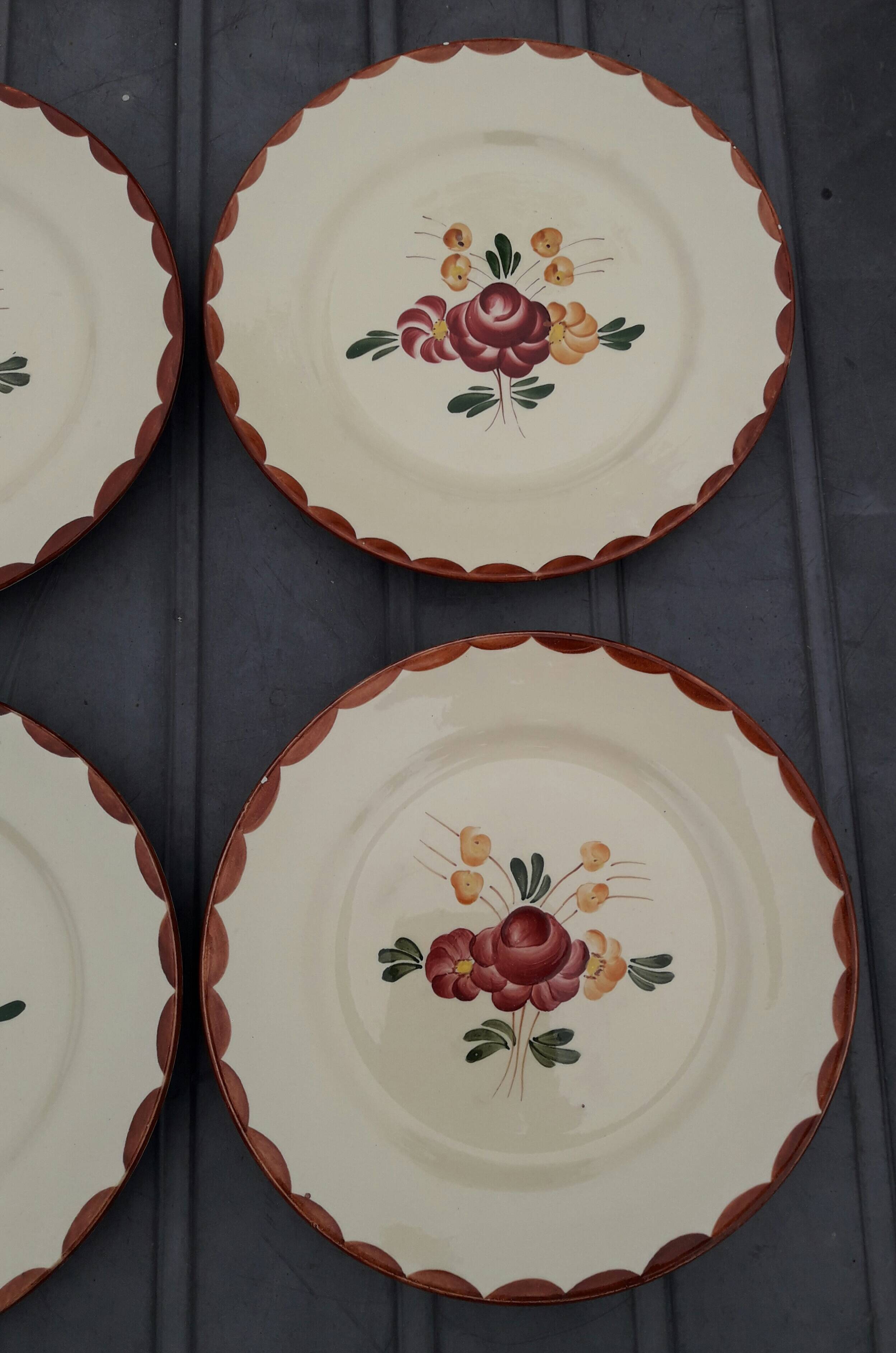 Set of 12 plates faience Longchamp model Agen