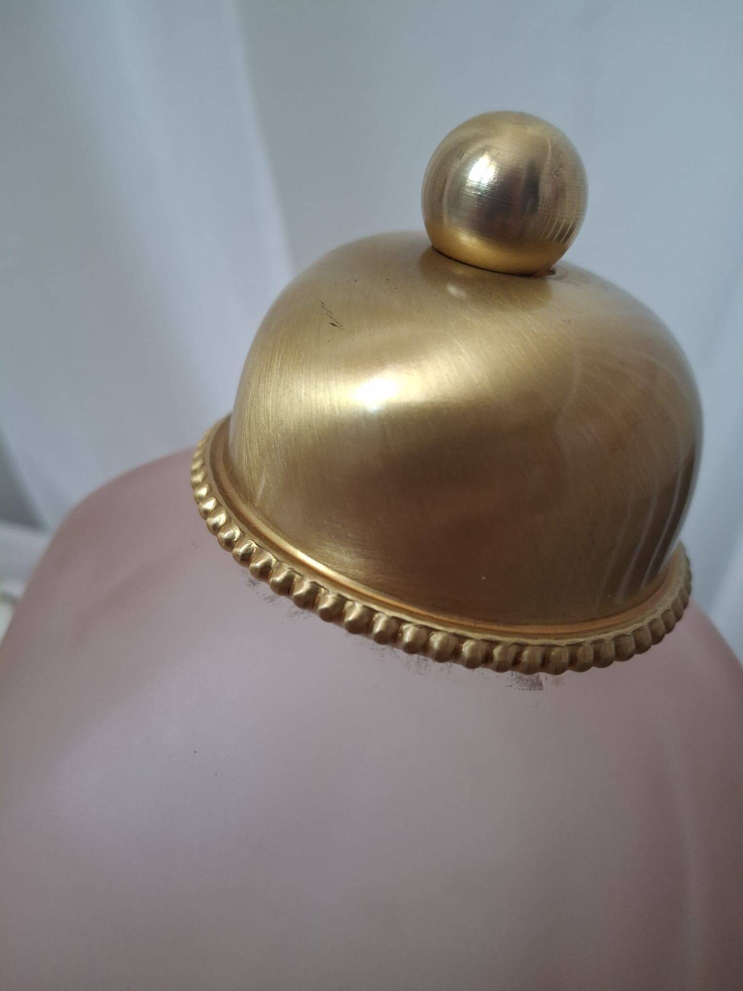 F. Fabbian Italy Pink Frosted Glass Petal Table Lamp, Murano Style, 1980s