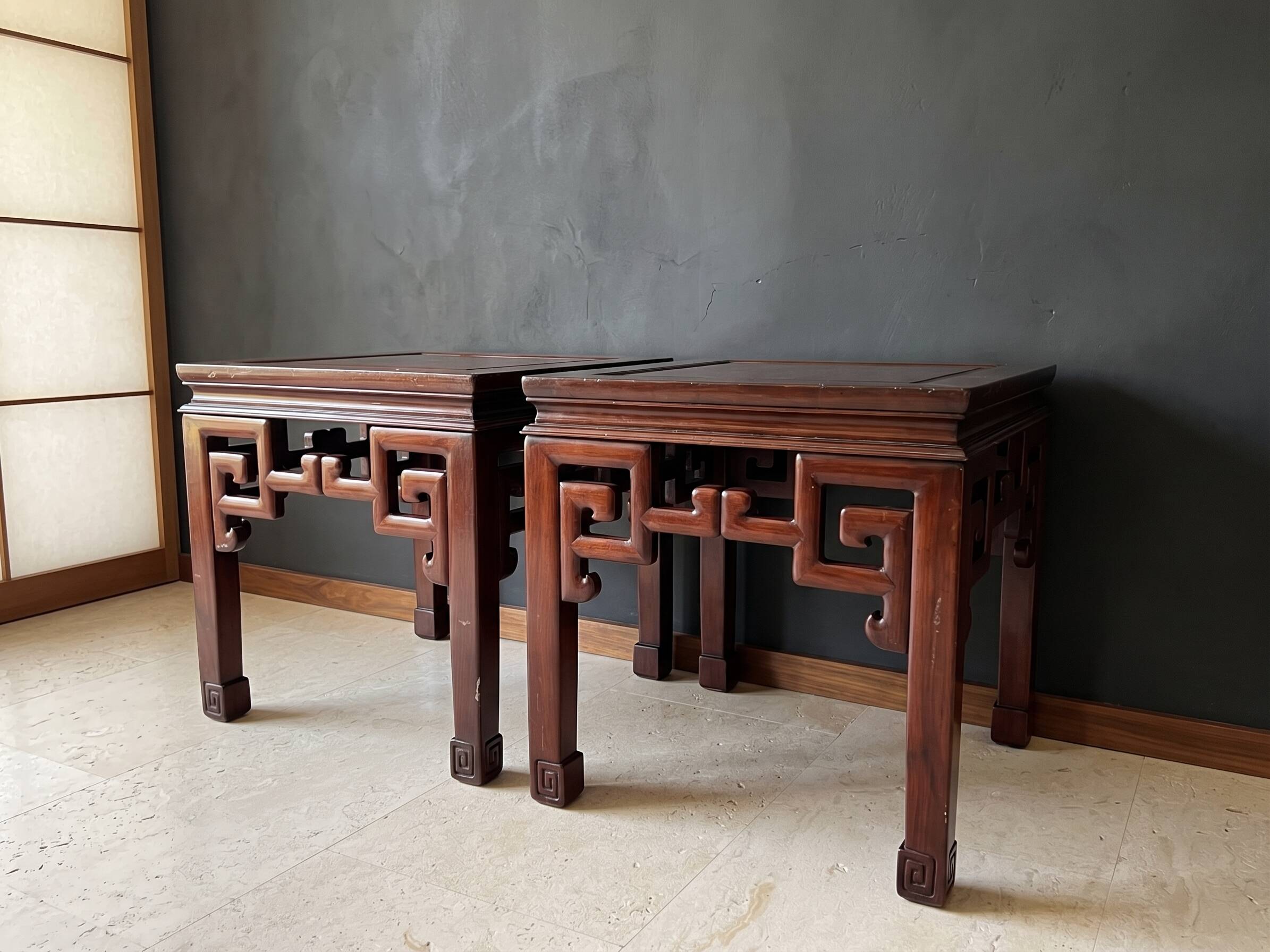2 tables basses style asiatique