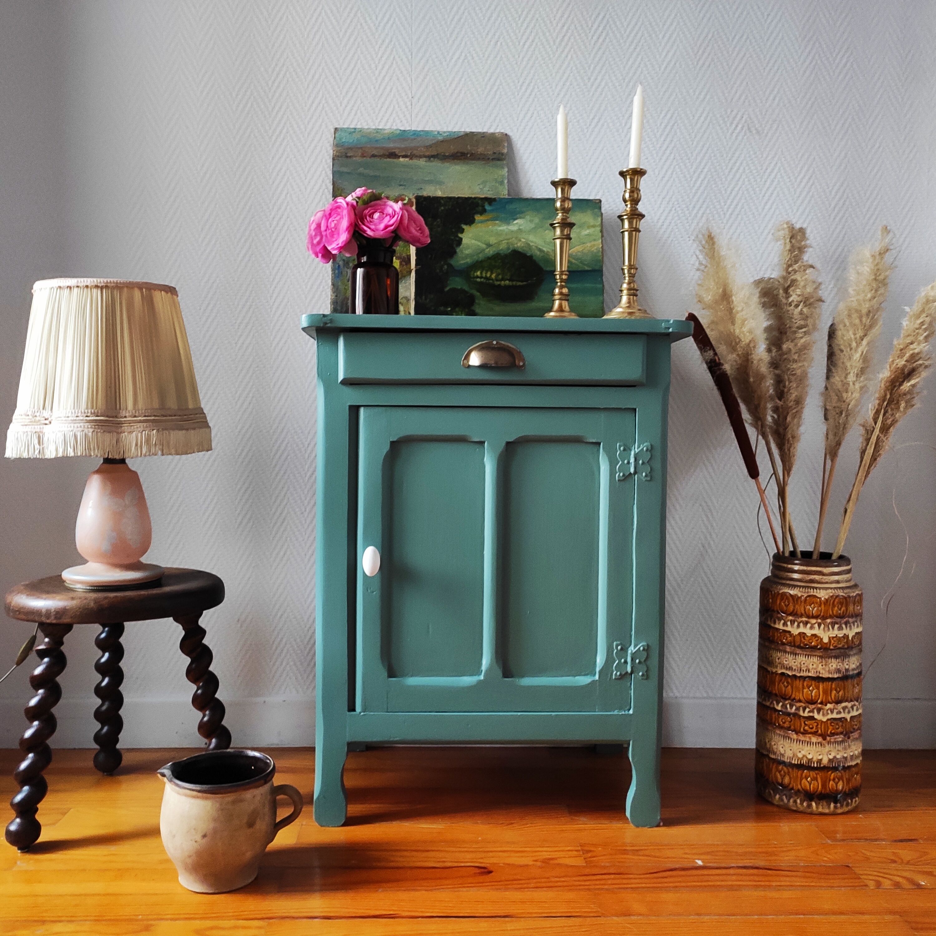 Old Parisian jam buffet