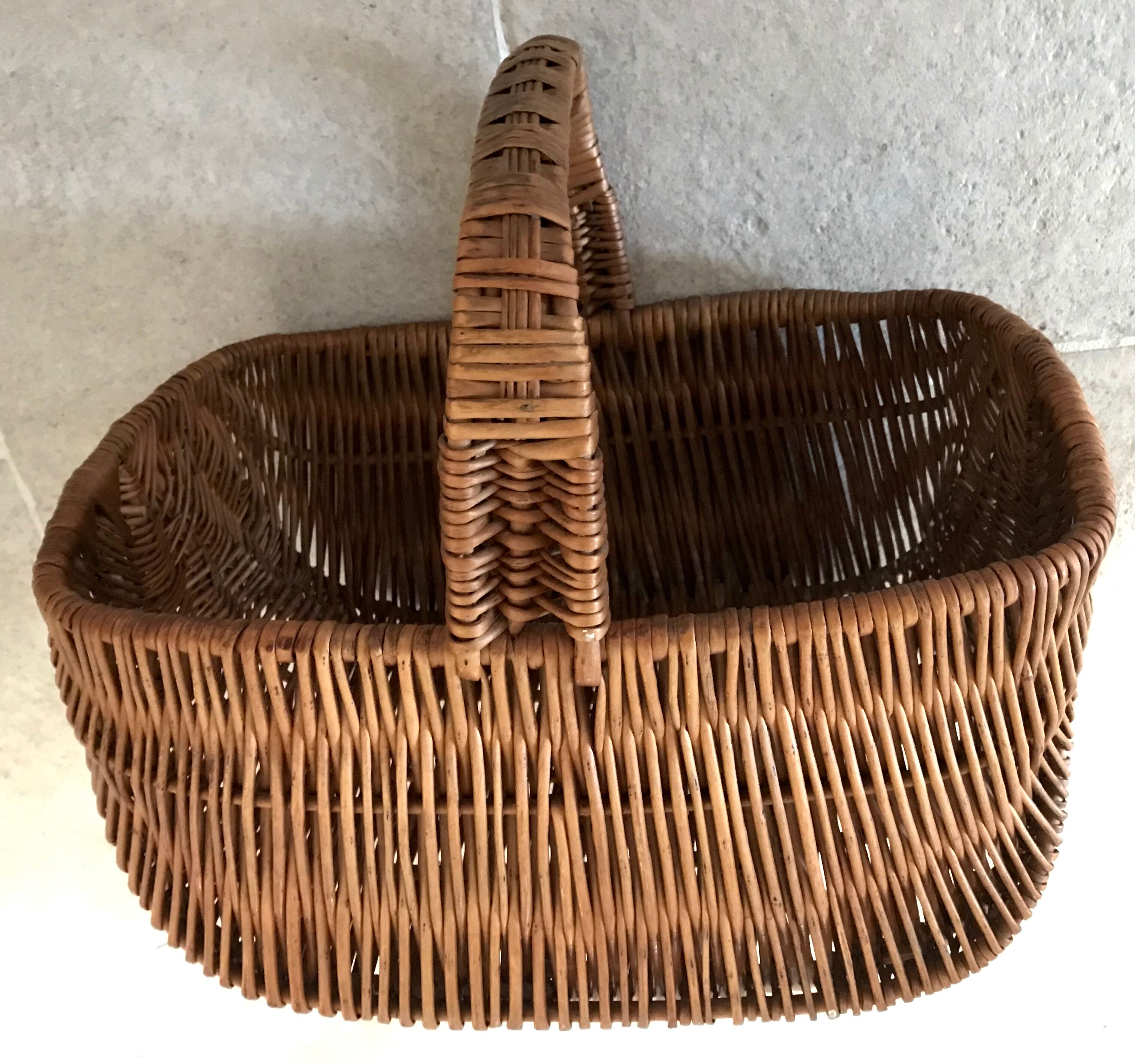 70's wicker basket