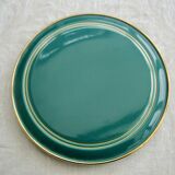Ceramic plate under mat