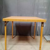 Folding square table