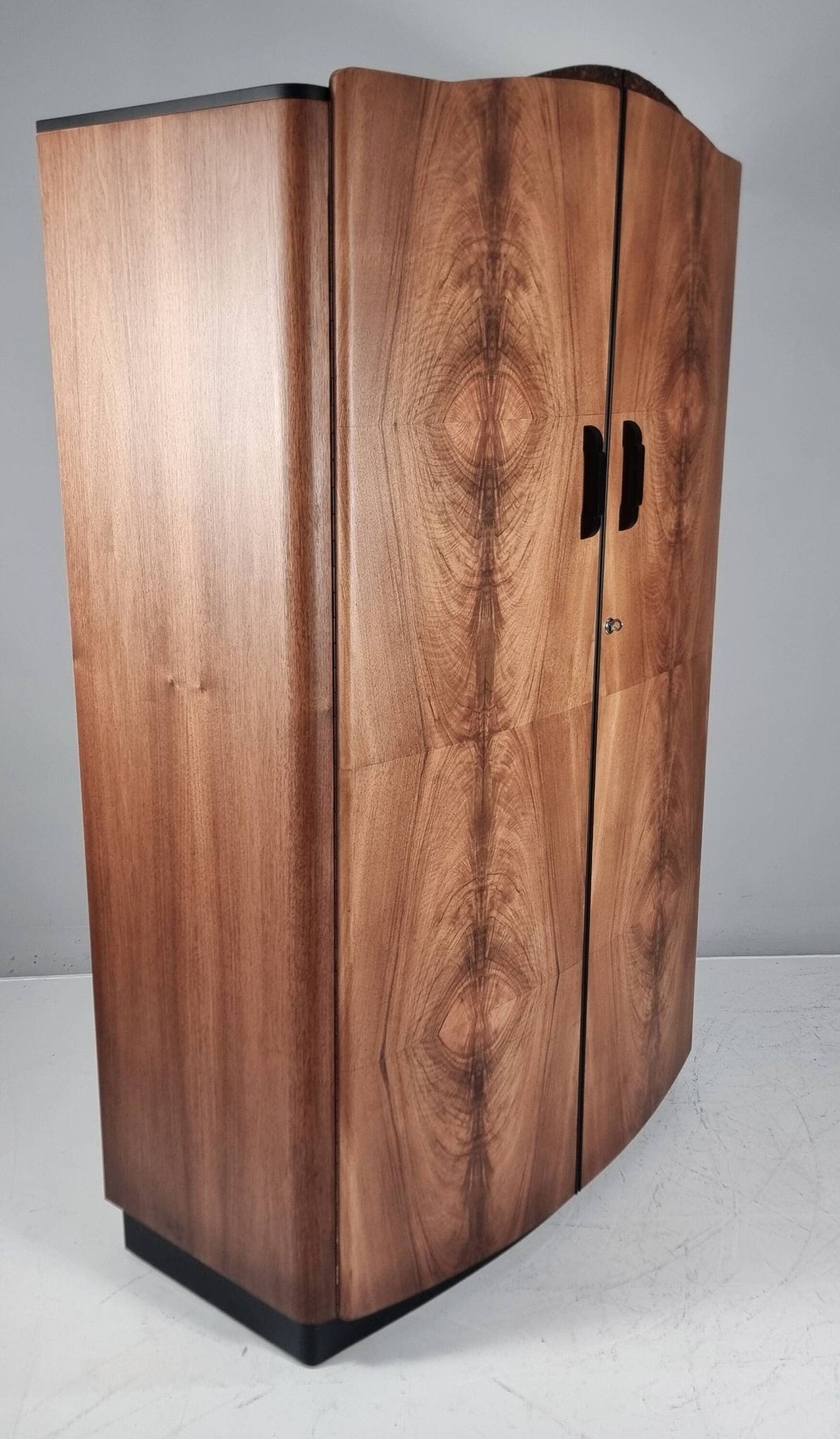 Art Deco Walnut Wardrobe by Jindrich Halabala, 1940s
