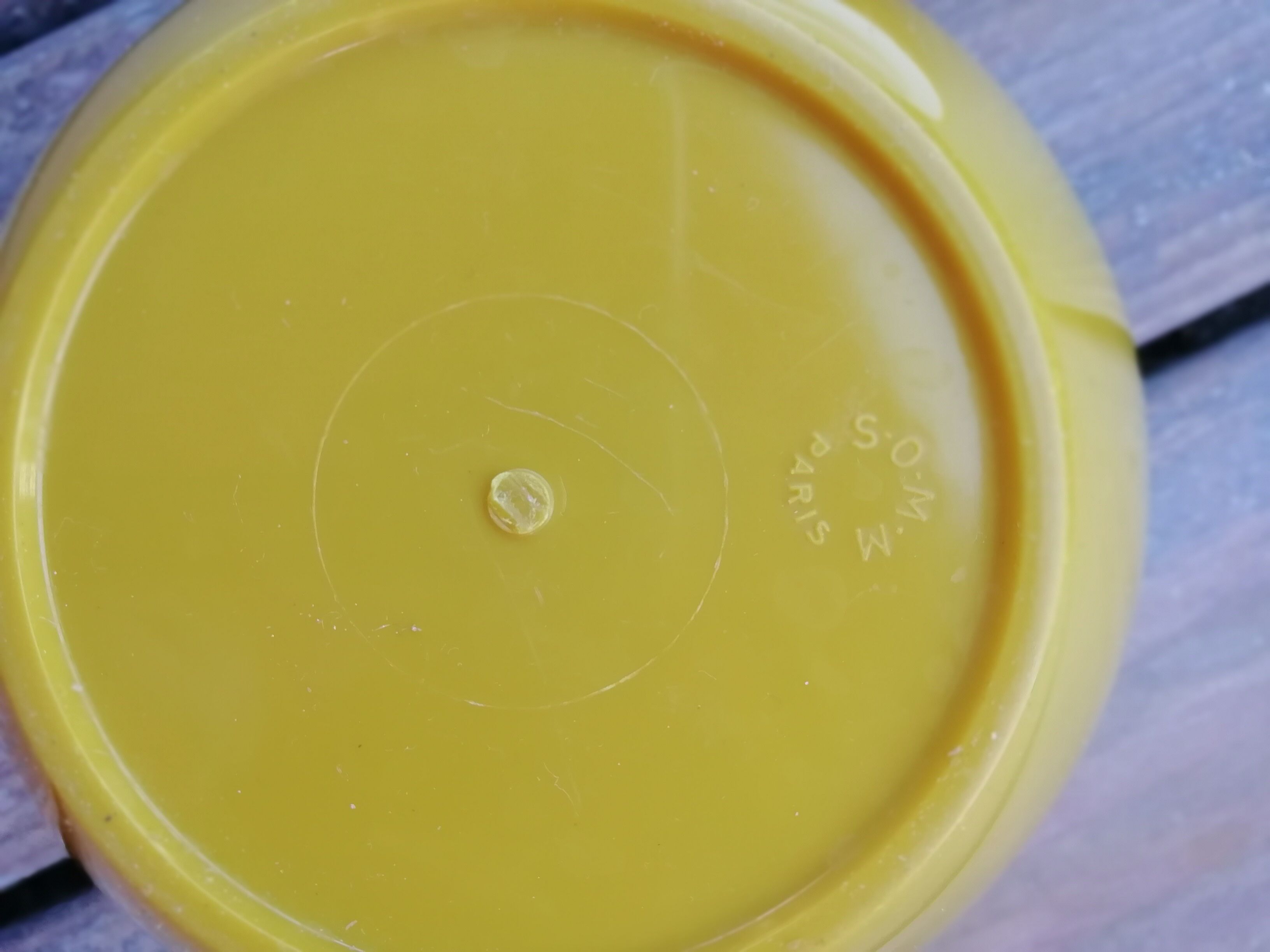 Mustard yellow ice cube apple