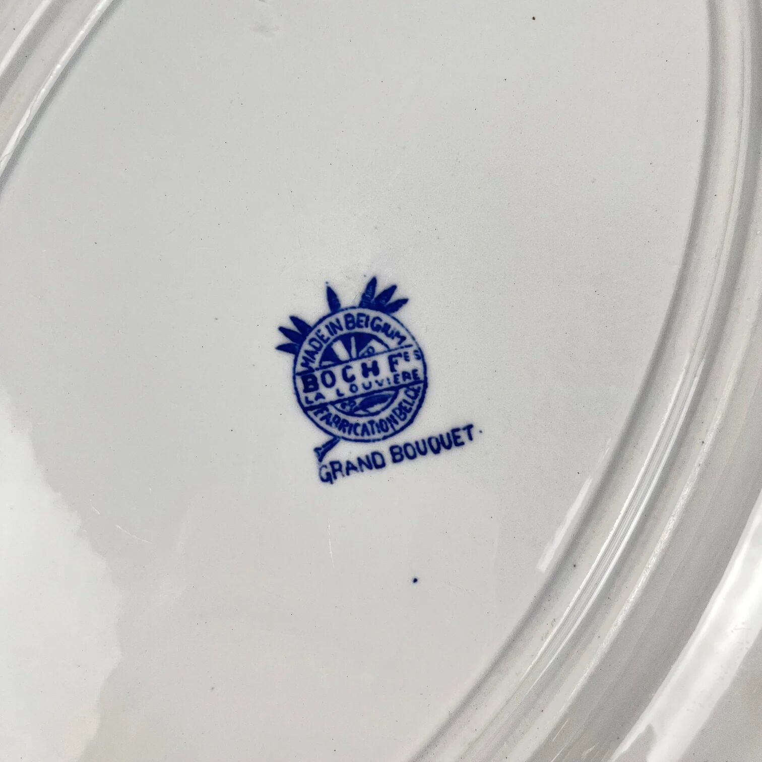 Oval dish "Grand bouquet", Boch brothers, La Louvière, Belgium, 1920