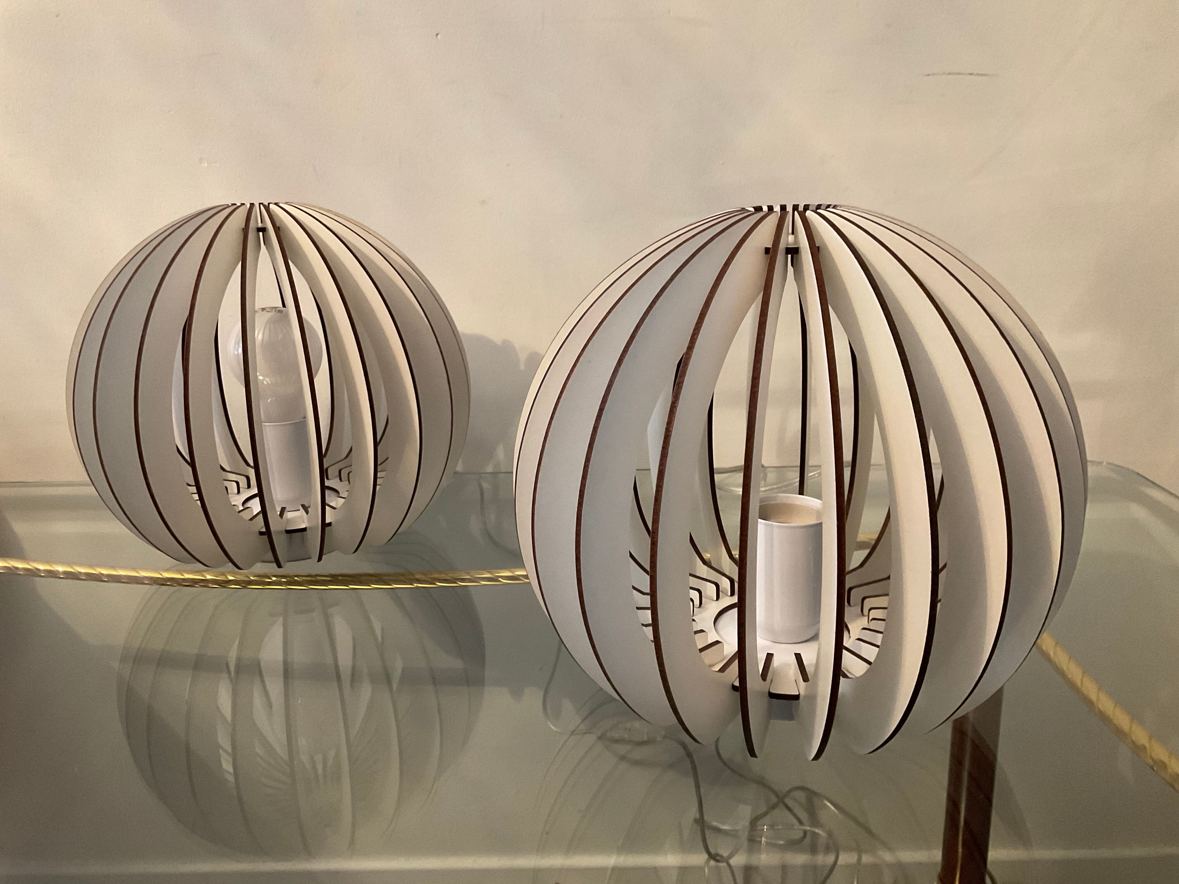 Pair of wooden design lamps