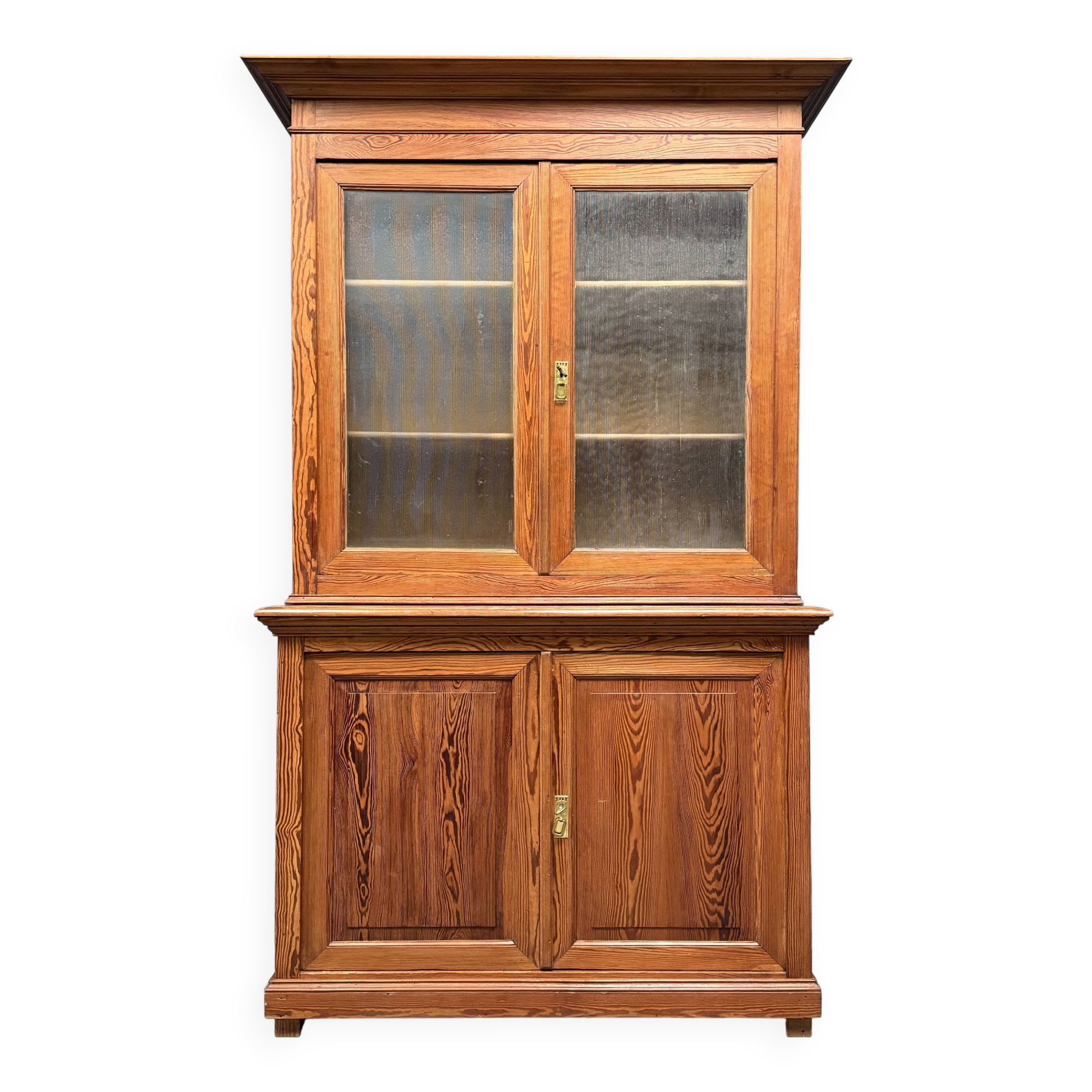 Armoire d'école en pin belge avec vitres nervurées