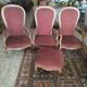Lot de 3 fauteuils Voltaire et un pouf assorti