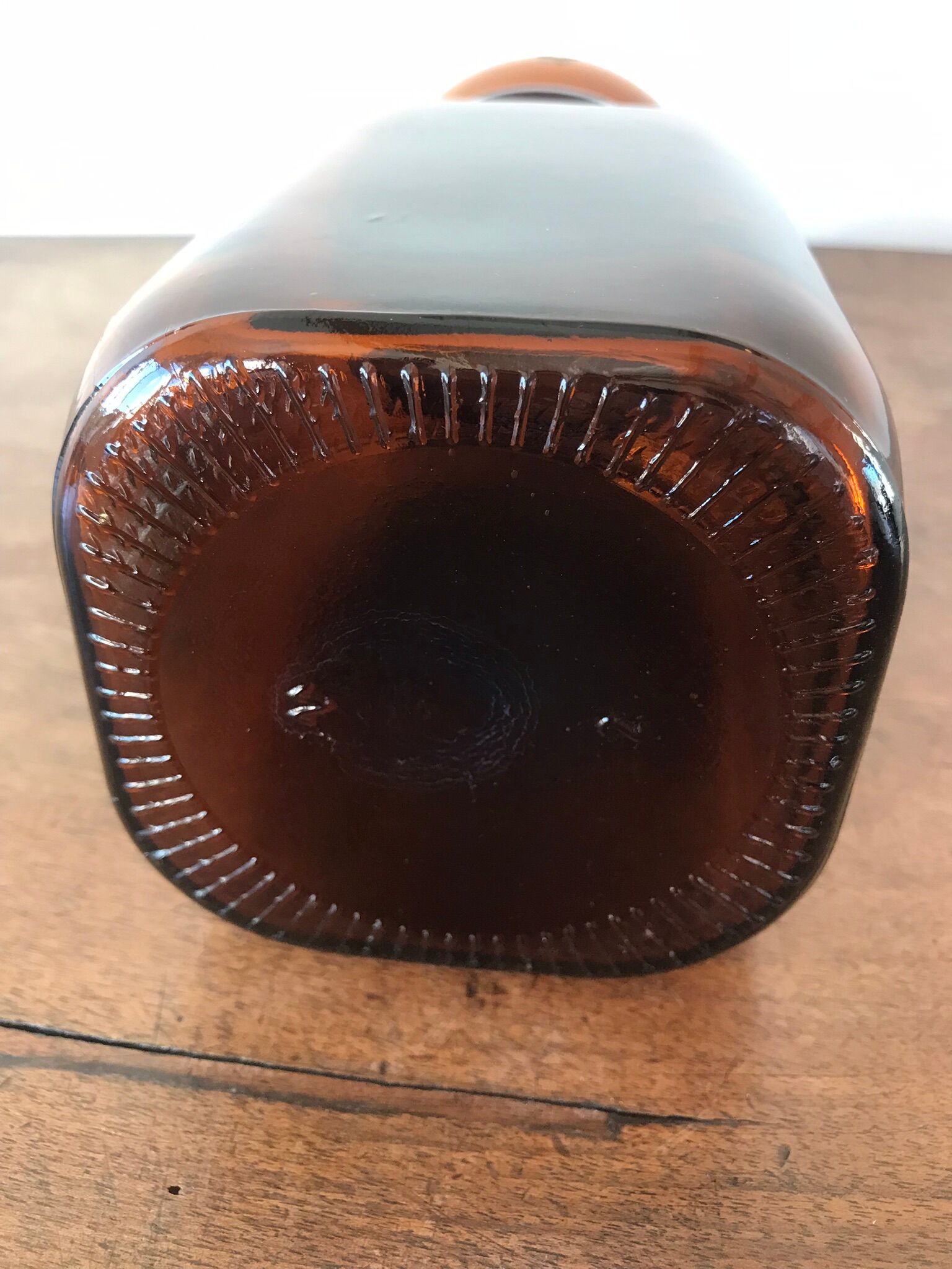 Amber glass jar