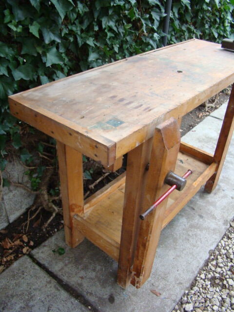 Workbench in wood