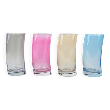 Ensemble de verres, design italien, années 1980, production : Italie