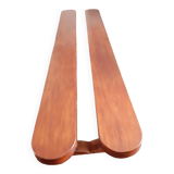 2 benches