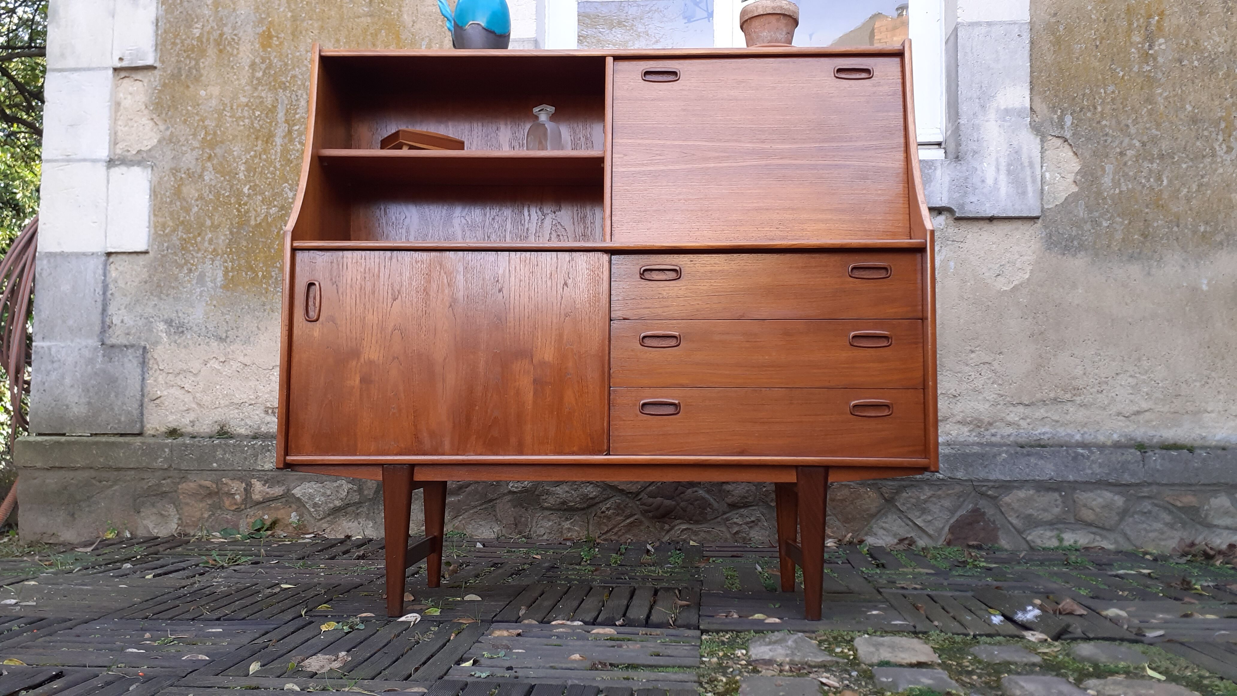 Scandinavian buffet year 60 teak publisher O.M.F.