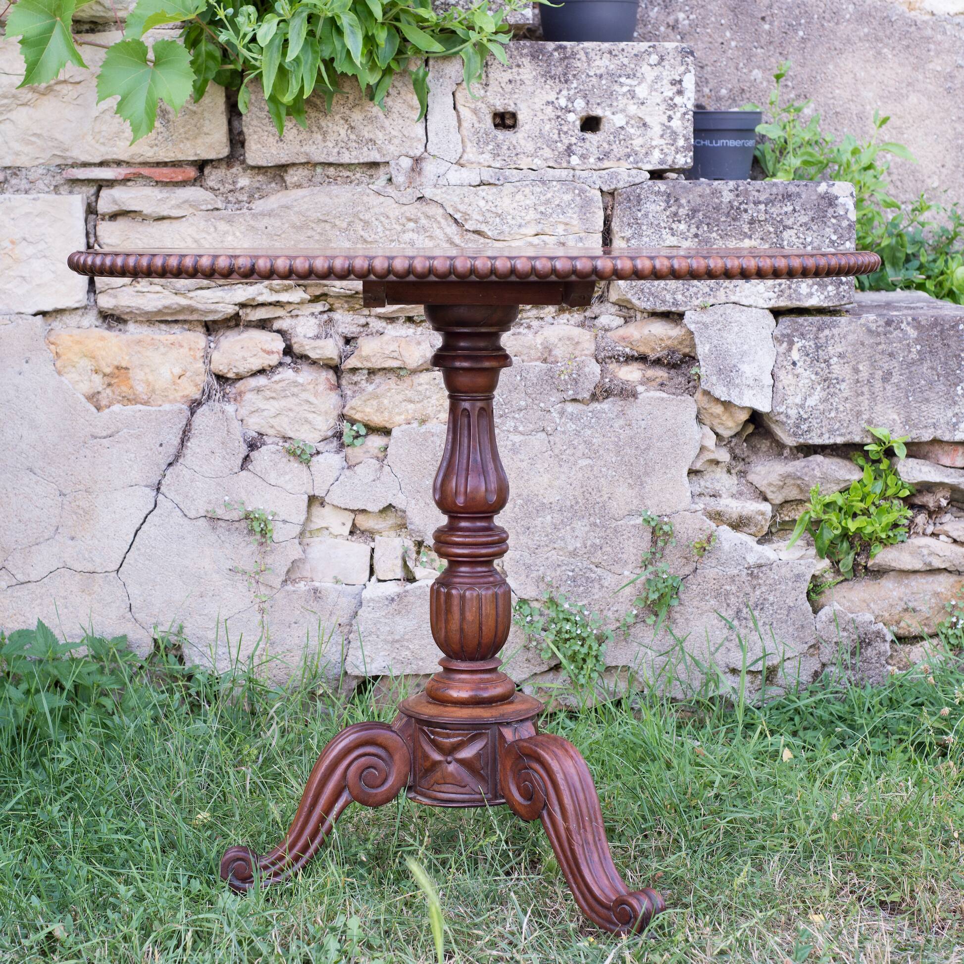 Side table or violin