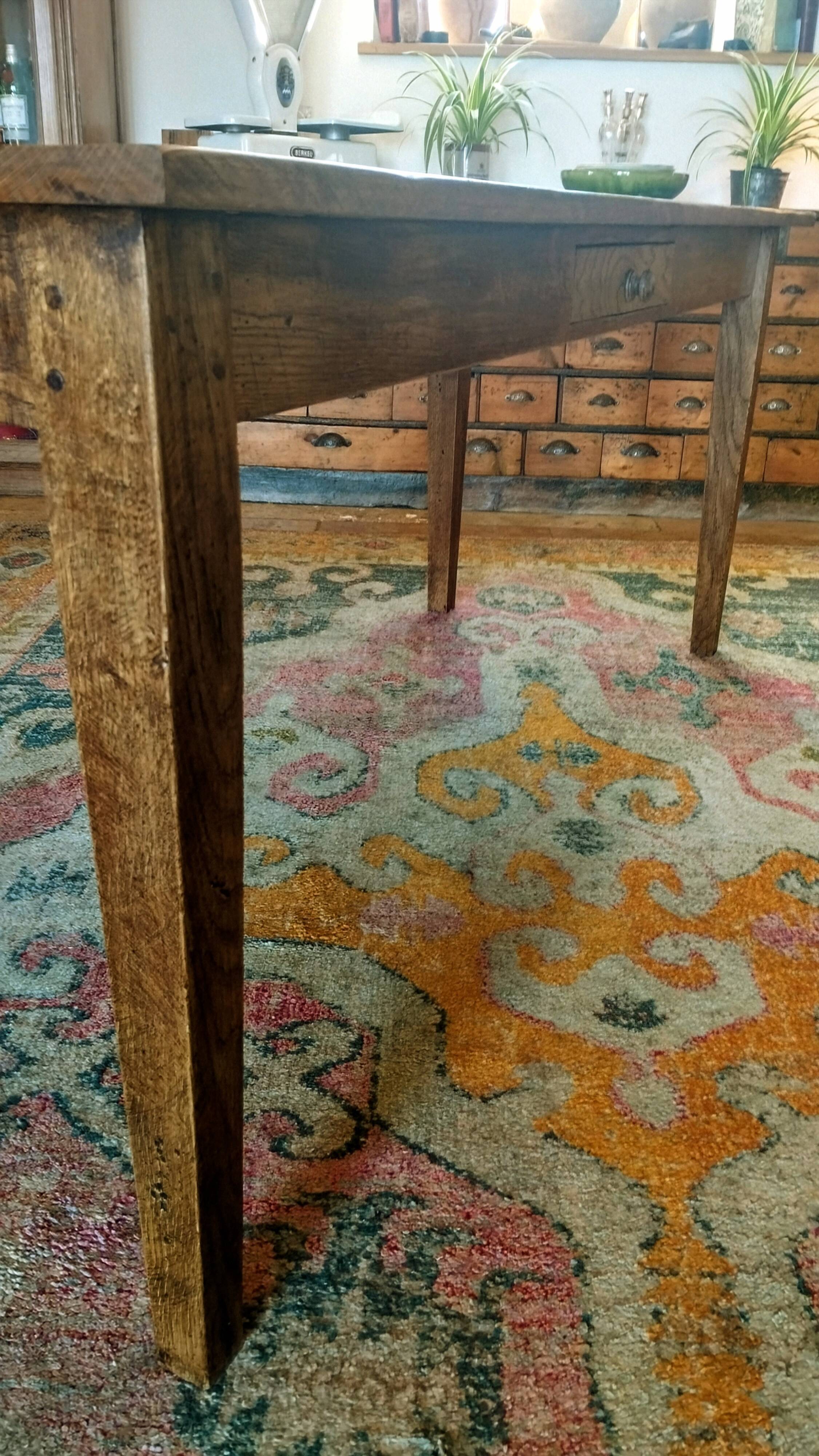Farm table in sold oak
