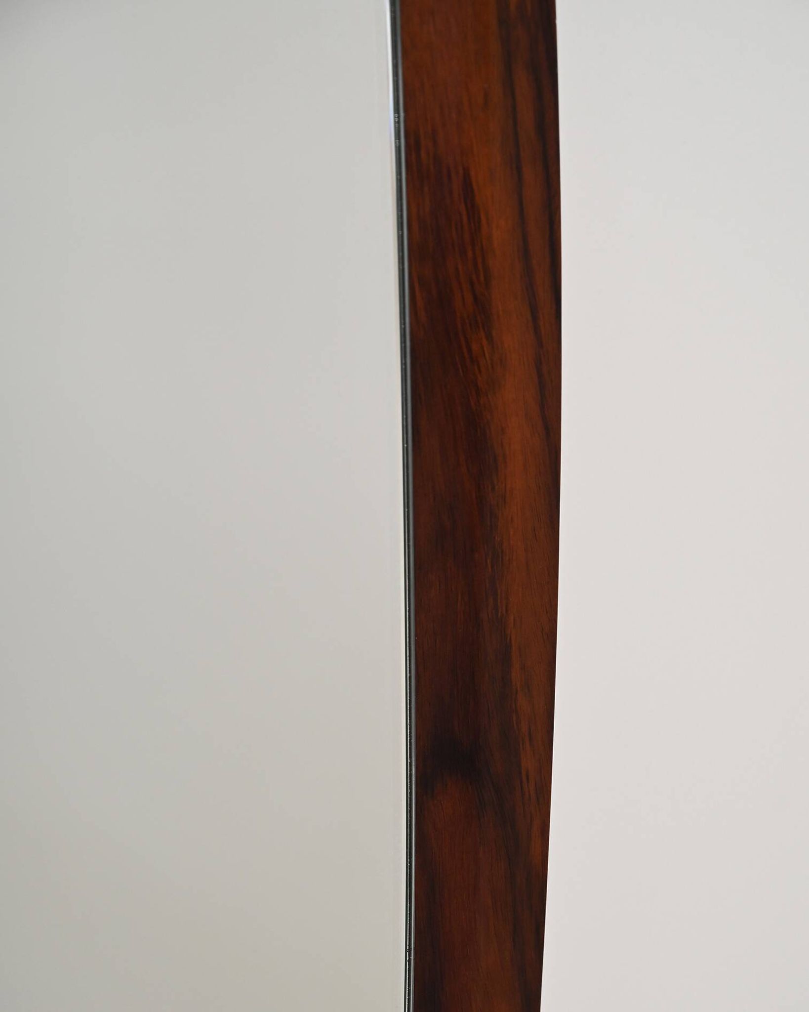 Miroir en palissandre scandinave, années 1960