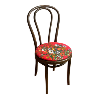 Bentwood chair