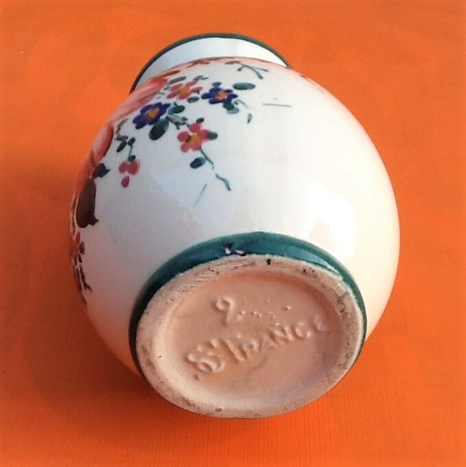 Vase Saint-Clément France ceramic with floral decoration Height: 110mm