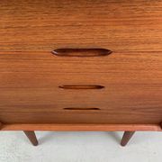 Commode en teck années 1960