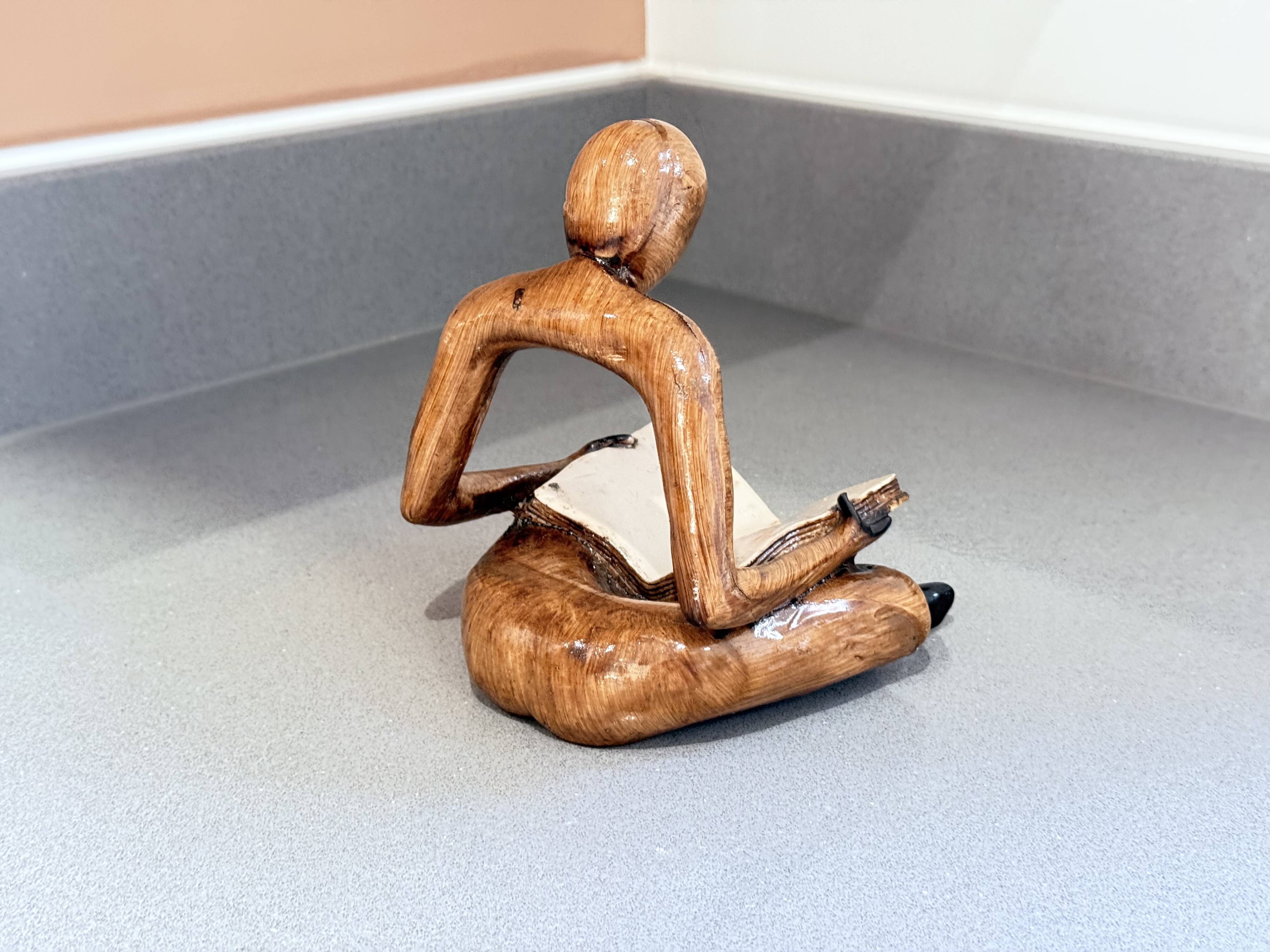 Carving Wooden Sculptures Book End, Decorative Figurine of Book Holder