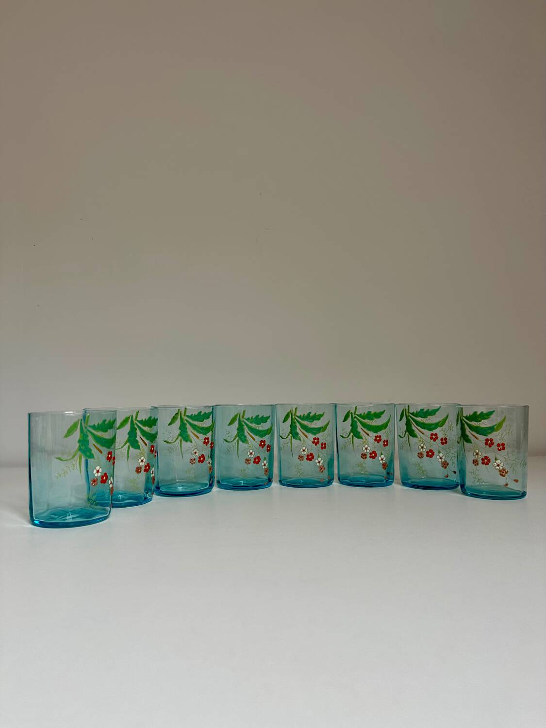 8 verres à eau bleu émaillé, Legras 1920