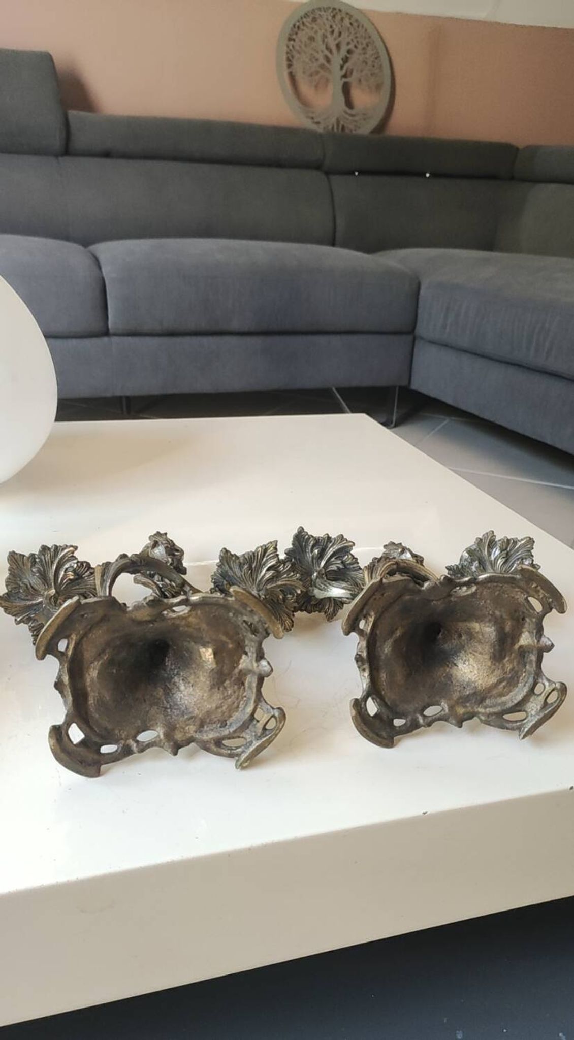 Pair of Candelabra in Louis XV/Rocaille Style, 2 lights. In gilded bronze, 19th century.