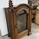 Armoire de poupée en chêne massif