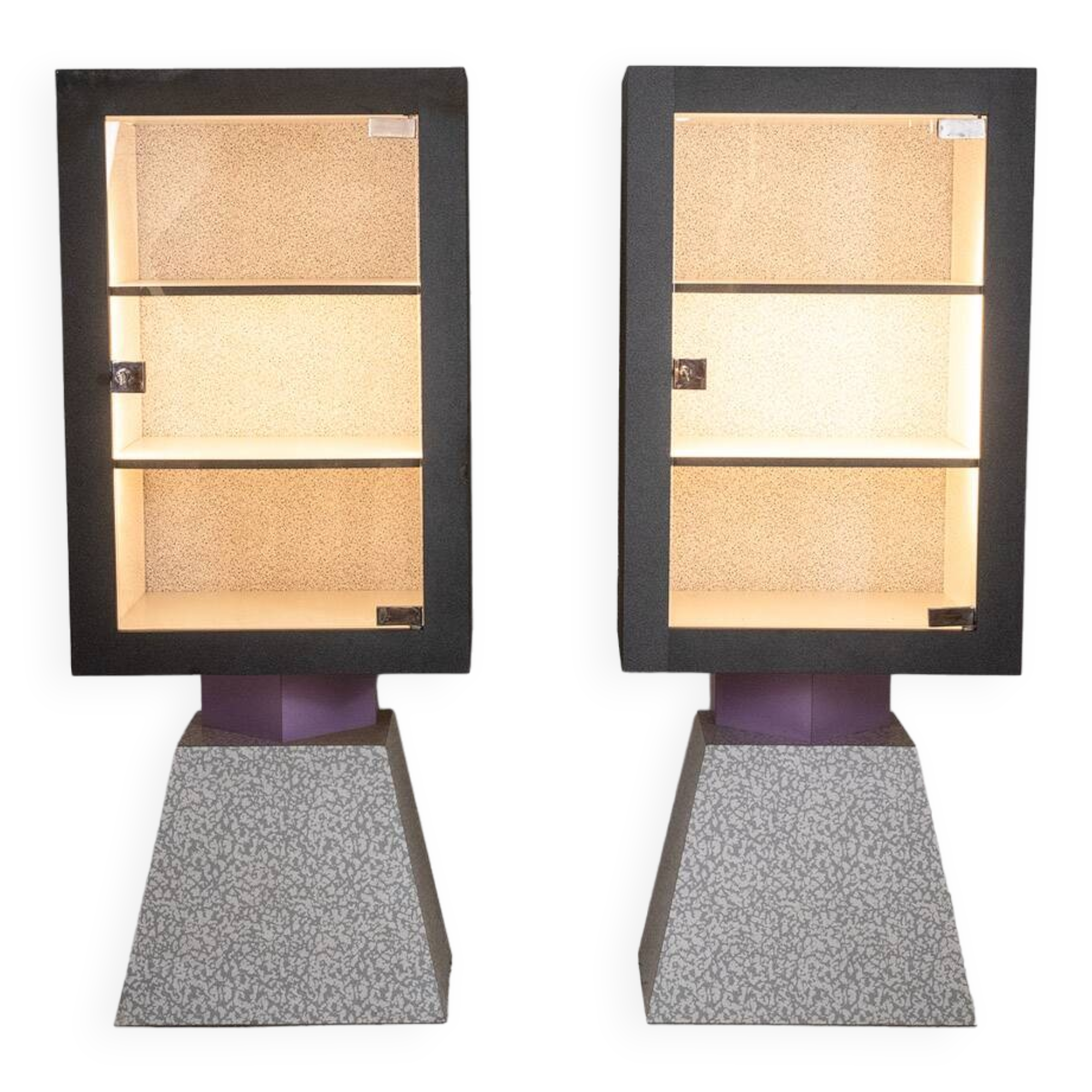Memphis. Pair of lacquered wood display cabinets. 1980s. LS48071403