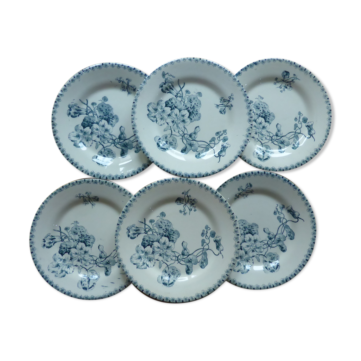 6 Gien iron earth plates