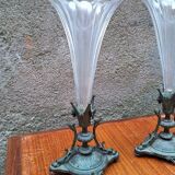 Pair of cornucopia vases in bronze and crystal, 19th century.