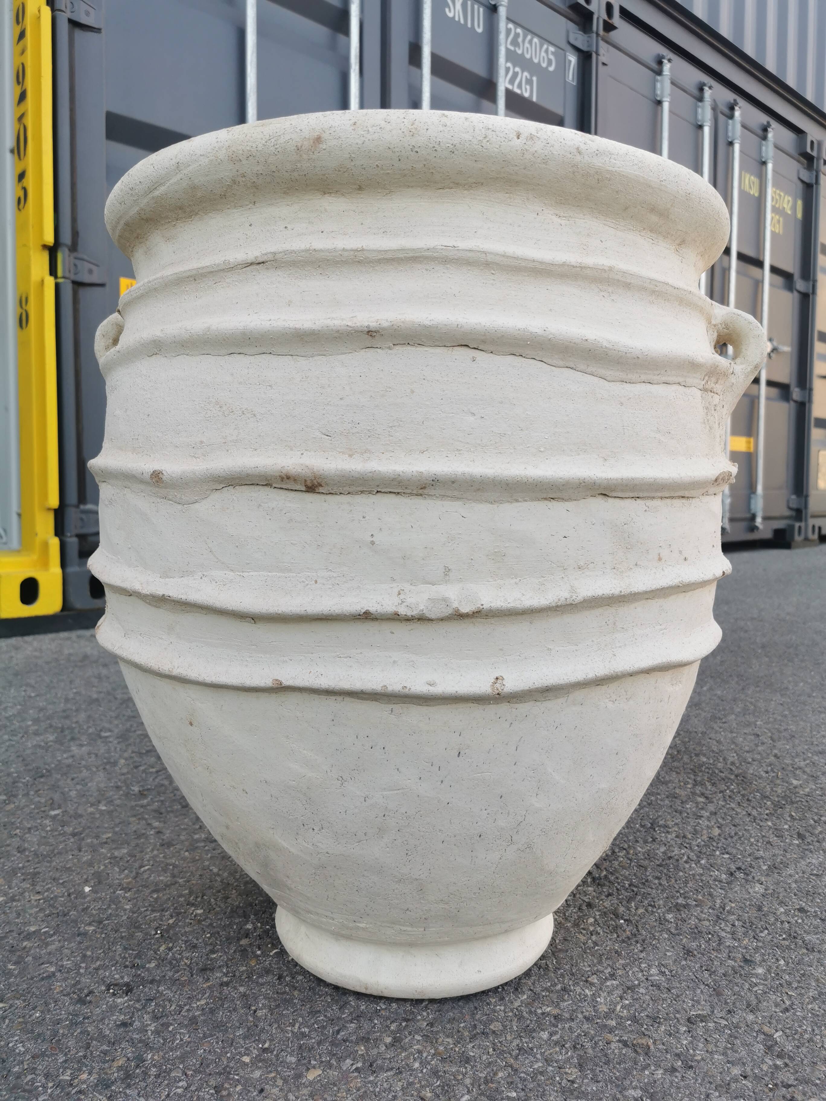 Tamgroute terracotta jar