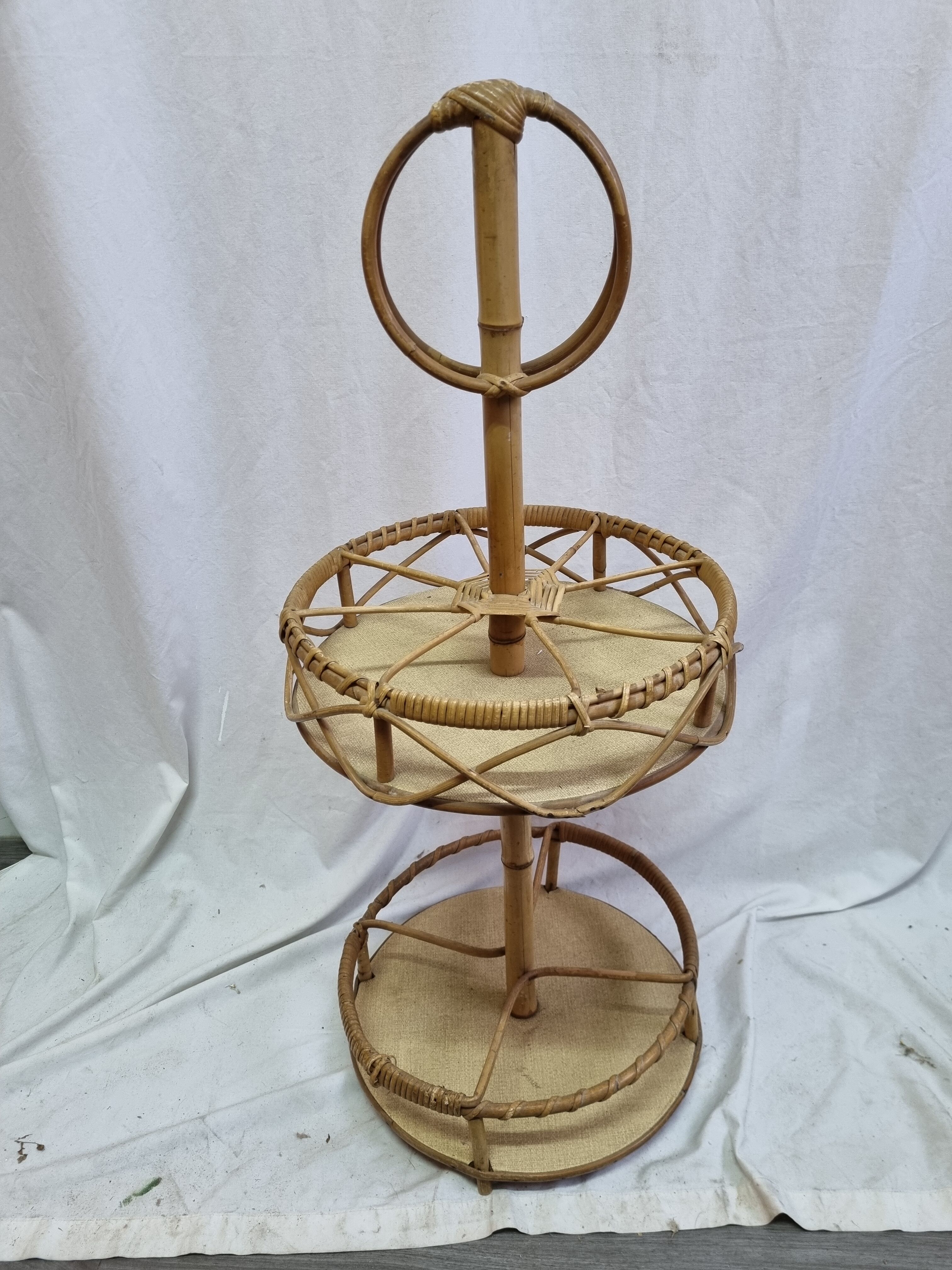 Bottle holder, rattan bar from 1970