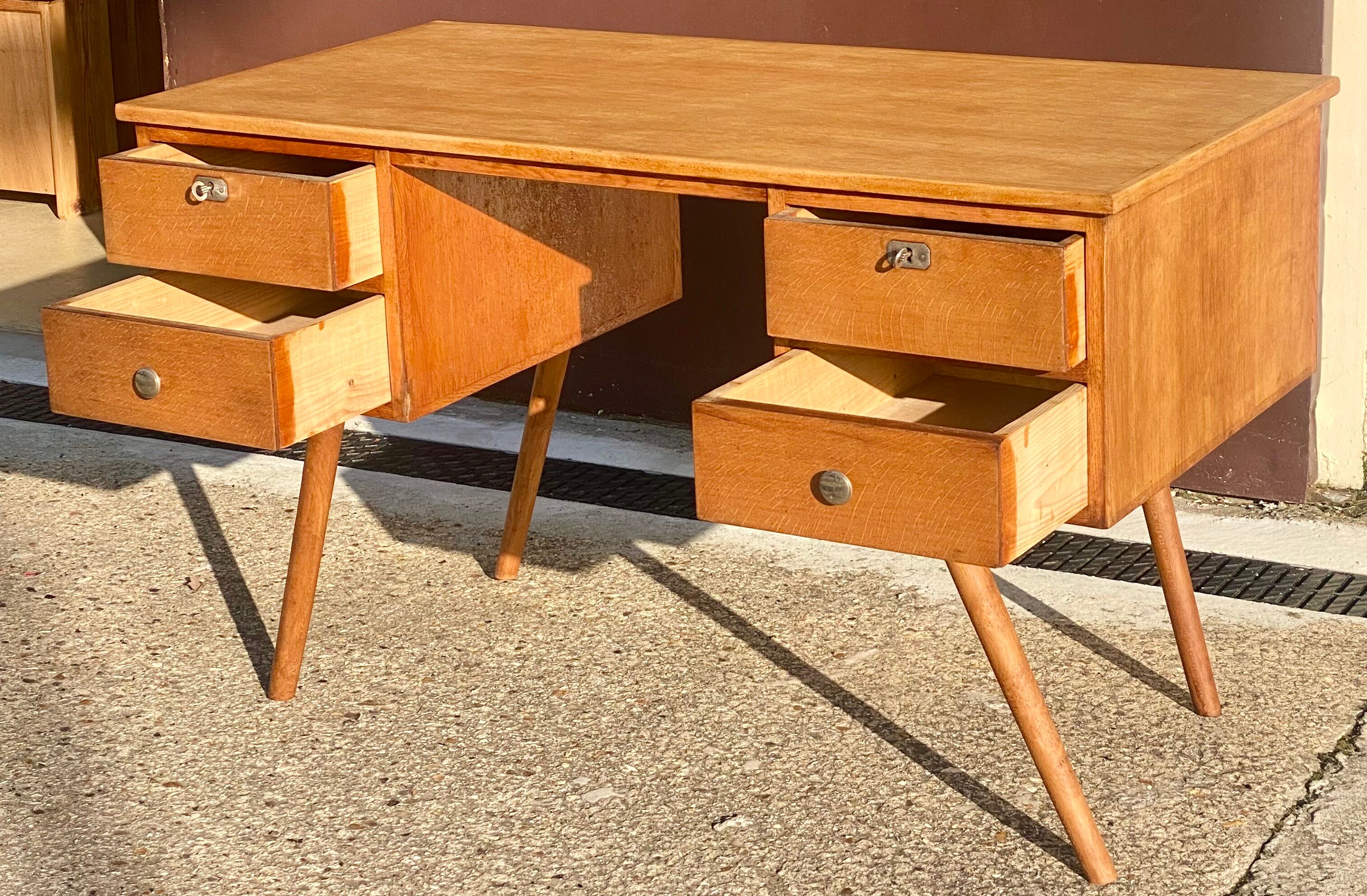 Oak desk 50s compass