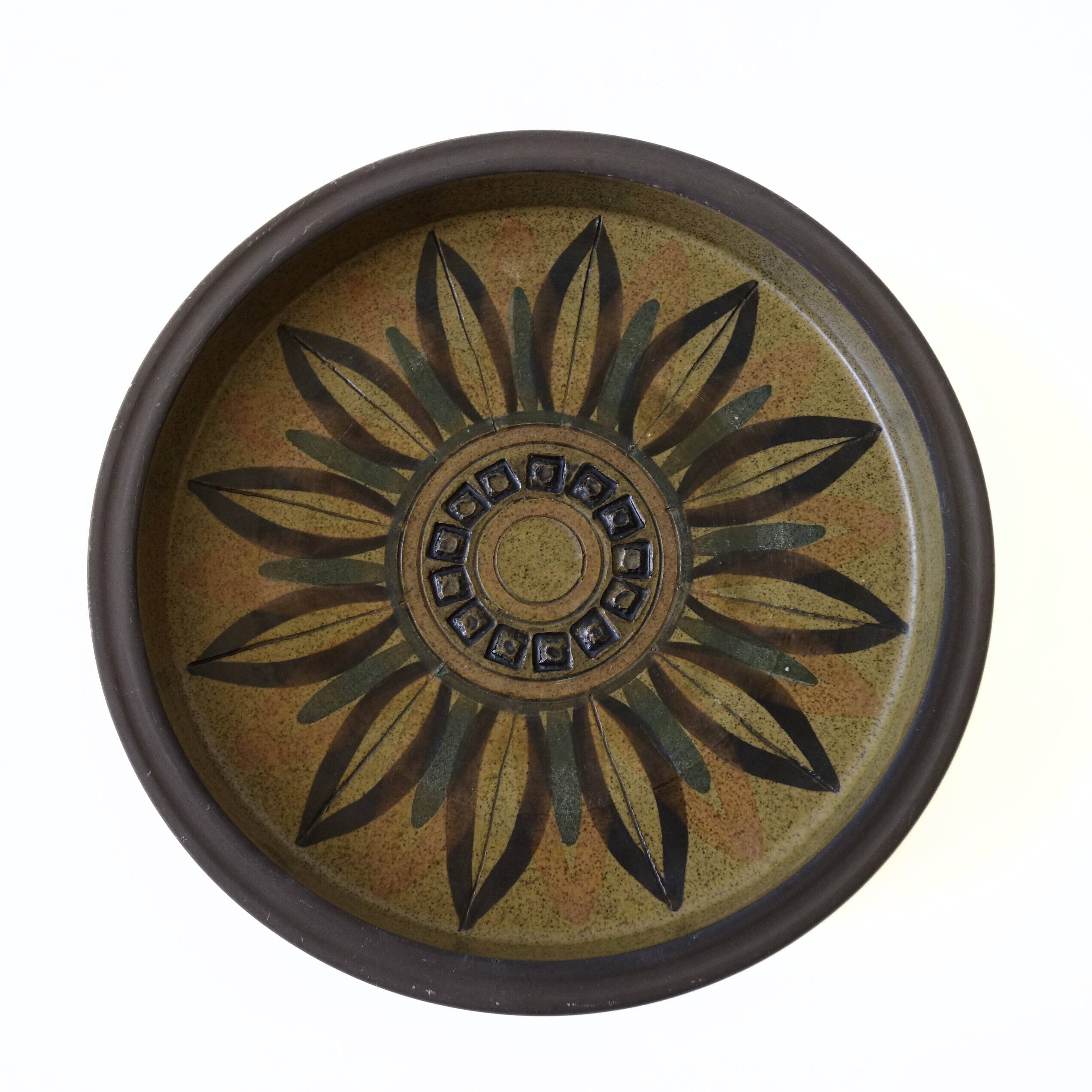 Vintage Handmade large Plate from Alimsås Ceramic by K. Winblad Sweden