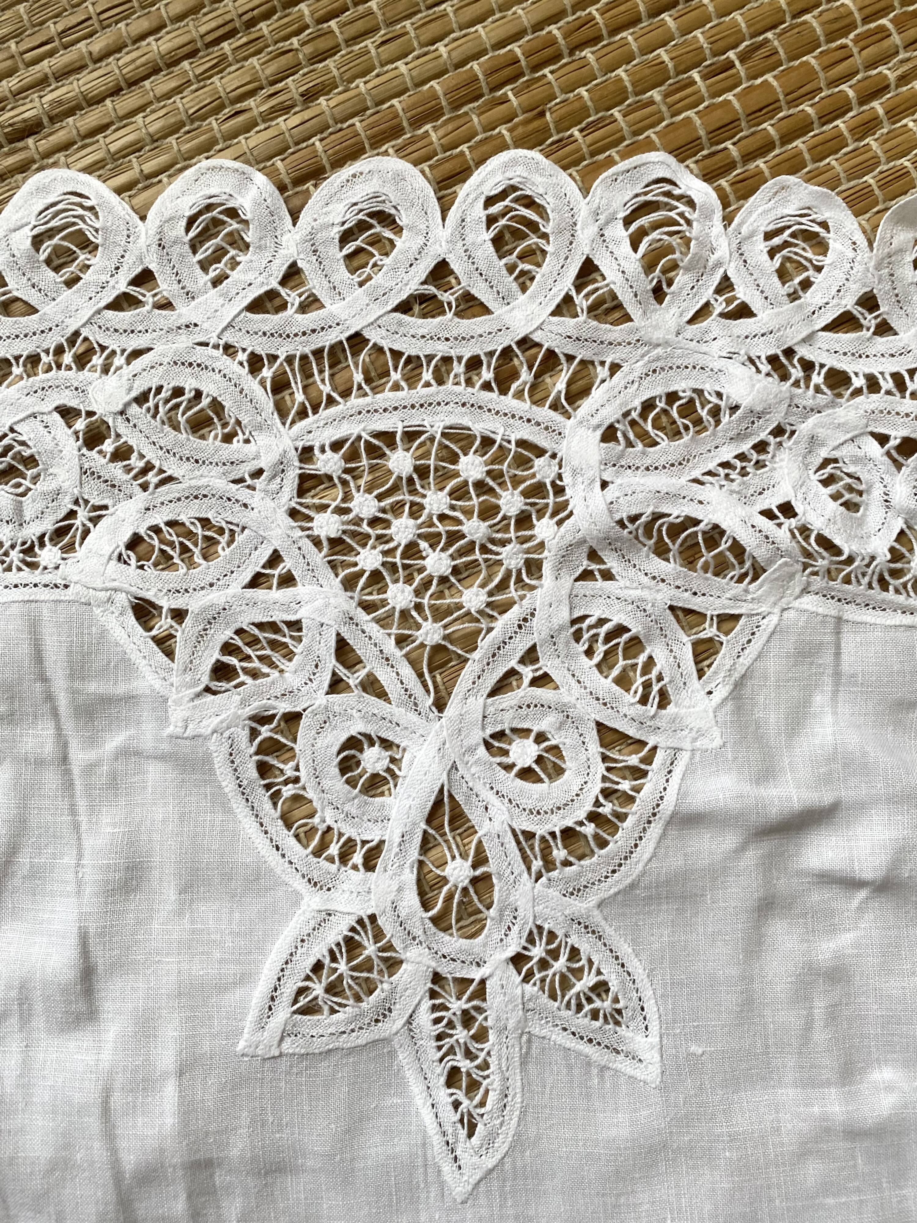 White cotton tablecloth with openwork embroidery 160X170 cm